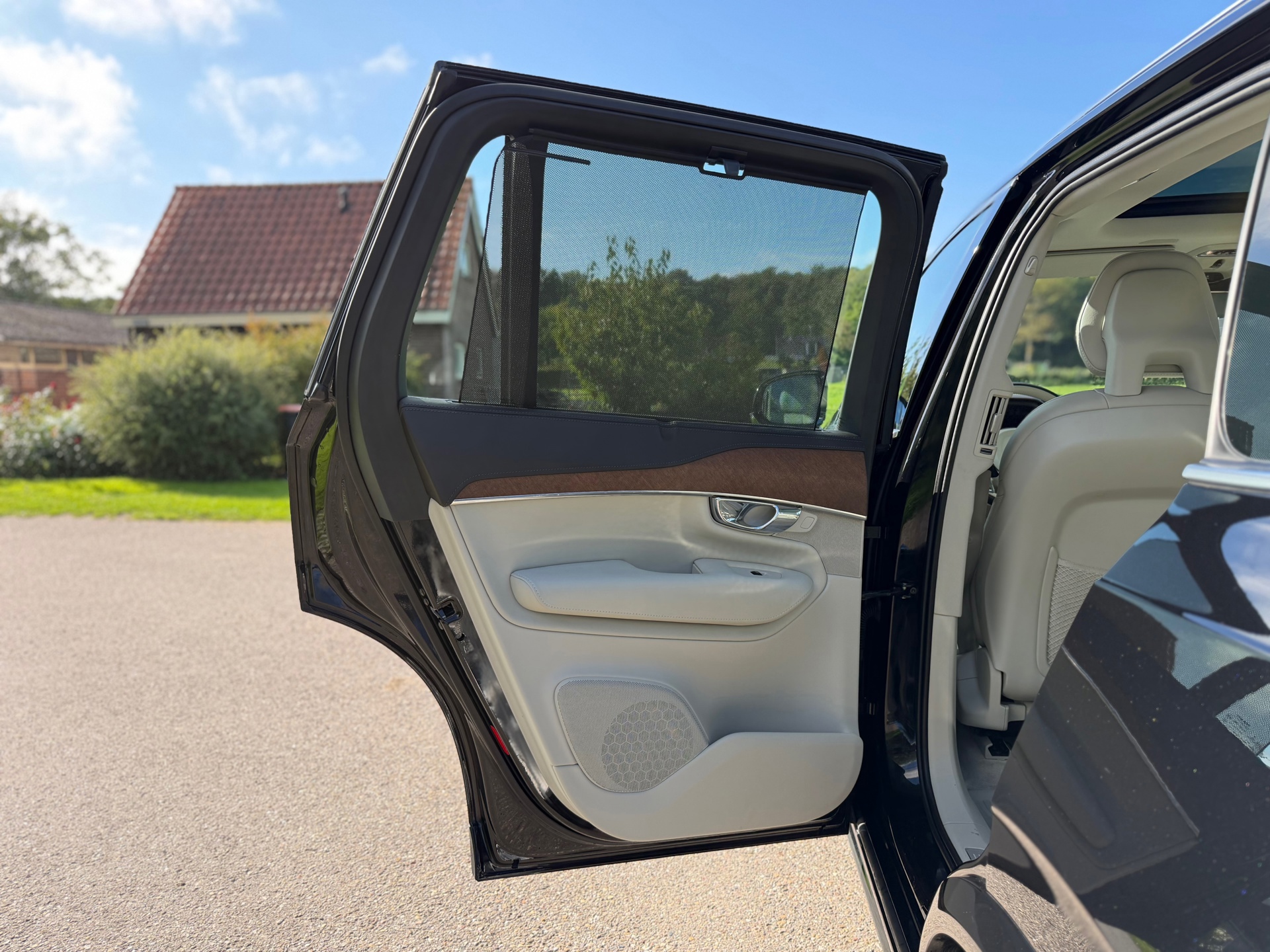 Volvo XC90 2.0 T8 Twin Engine AWD Inscription (2016), foto 26