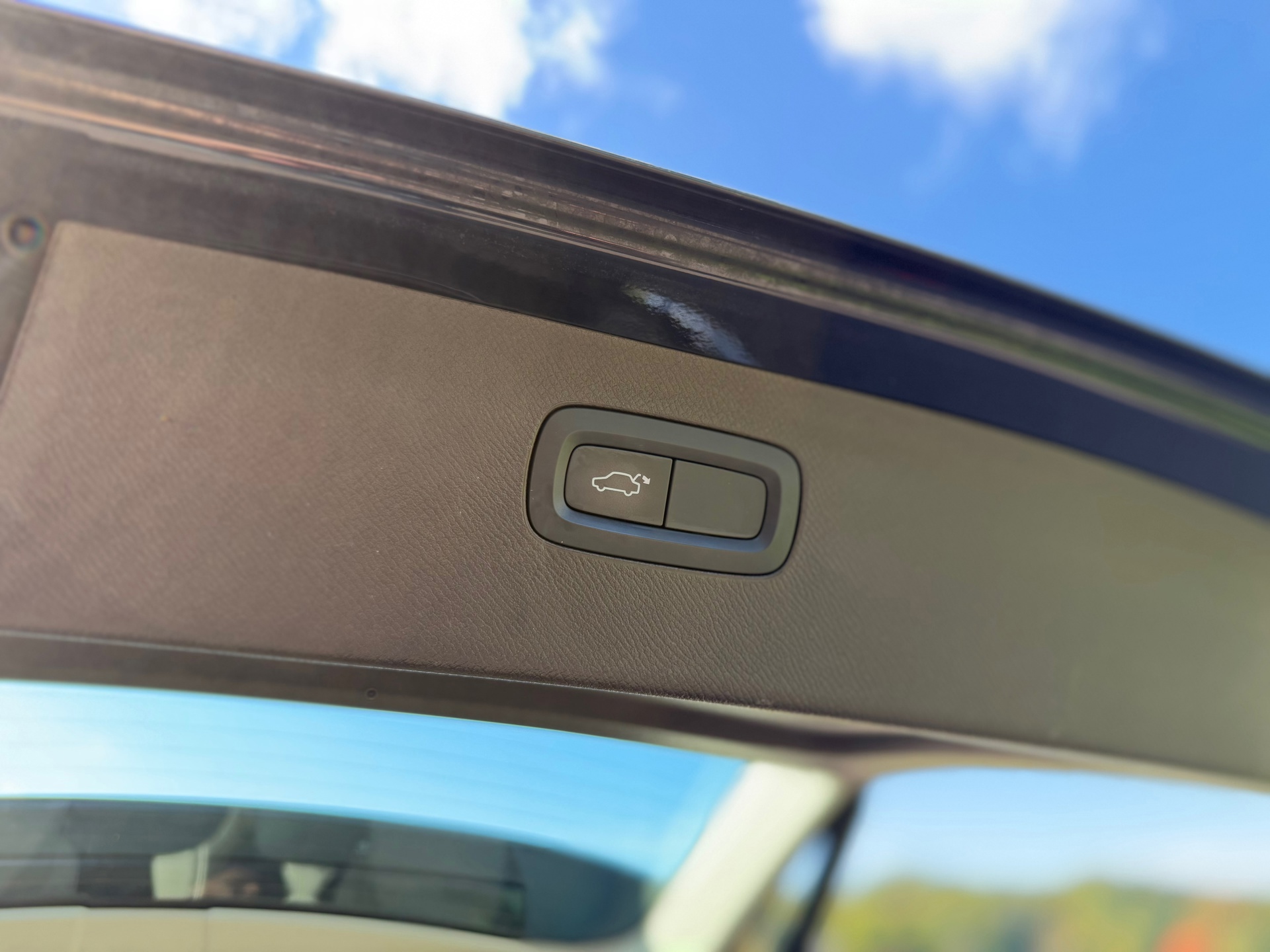 Volvo XC90 2.0 T8 Twin Engine AWD Inscription (2016), foto 28