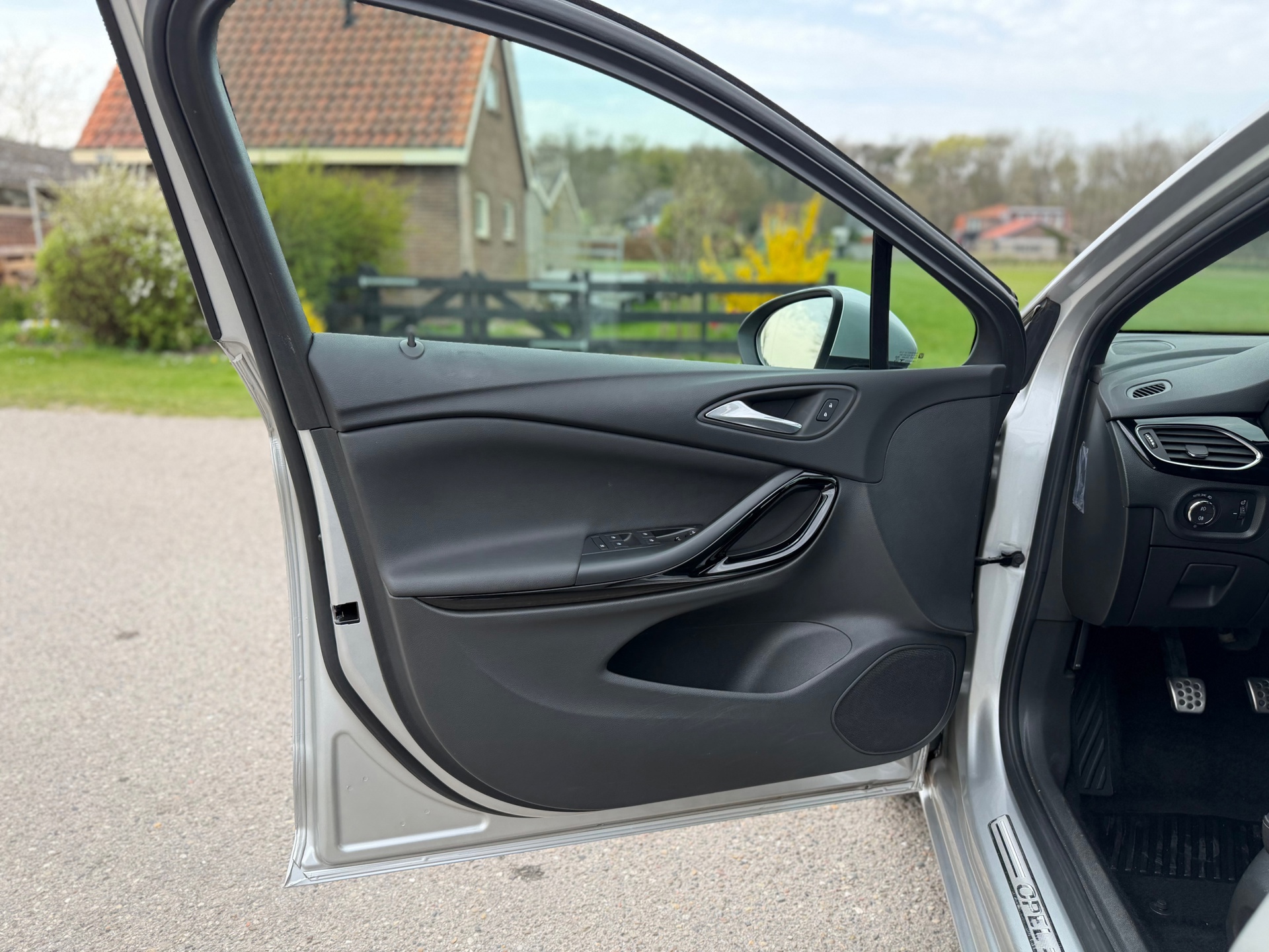 Opel Astra Sports Tourer 1.2 Ultimate (2020), foto 11