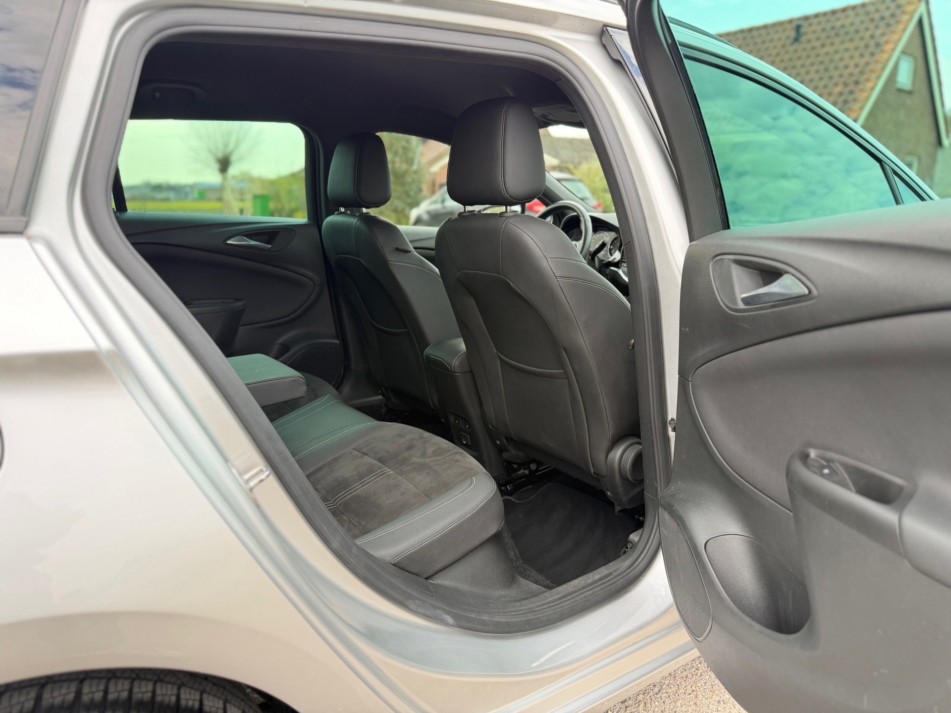Opel Astra Sports Tourer 1.2 Ultimate (2020), foto 25