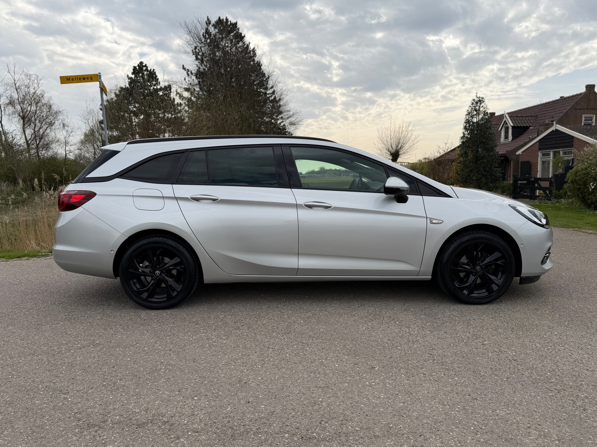 Opel Astra Sports Tourer 1.2 Ultimate (2020), foto 6