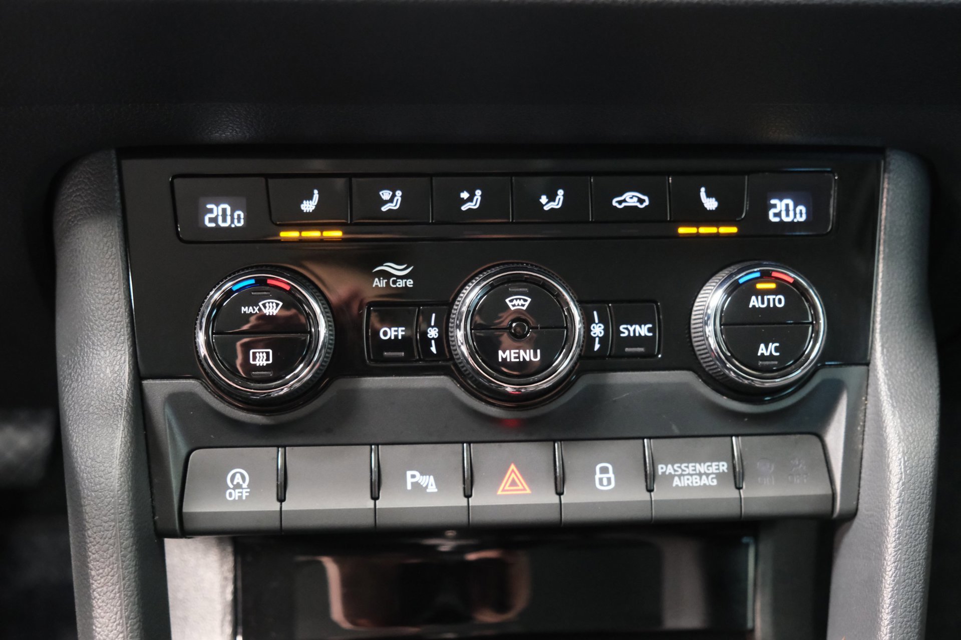 Skoda Karoq 1.5 TSI ACT Business Edition (2021), foto 26