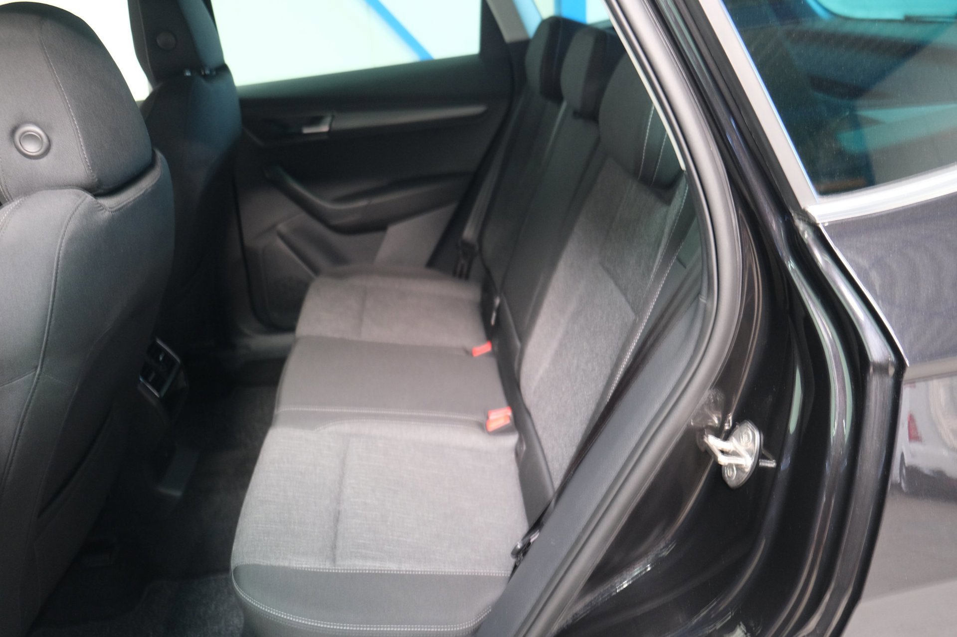 Skoda Karoq 1.5 TSI ACT Business Edition (2021), foto 10