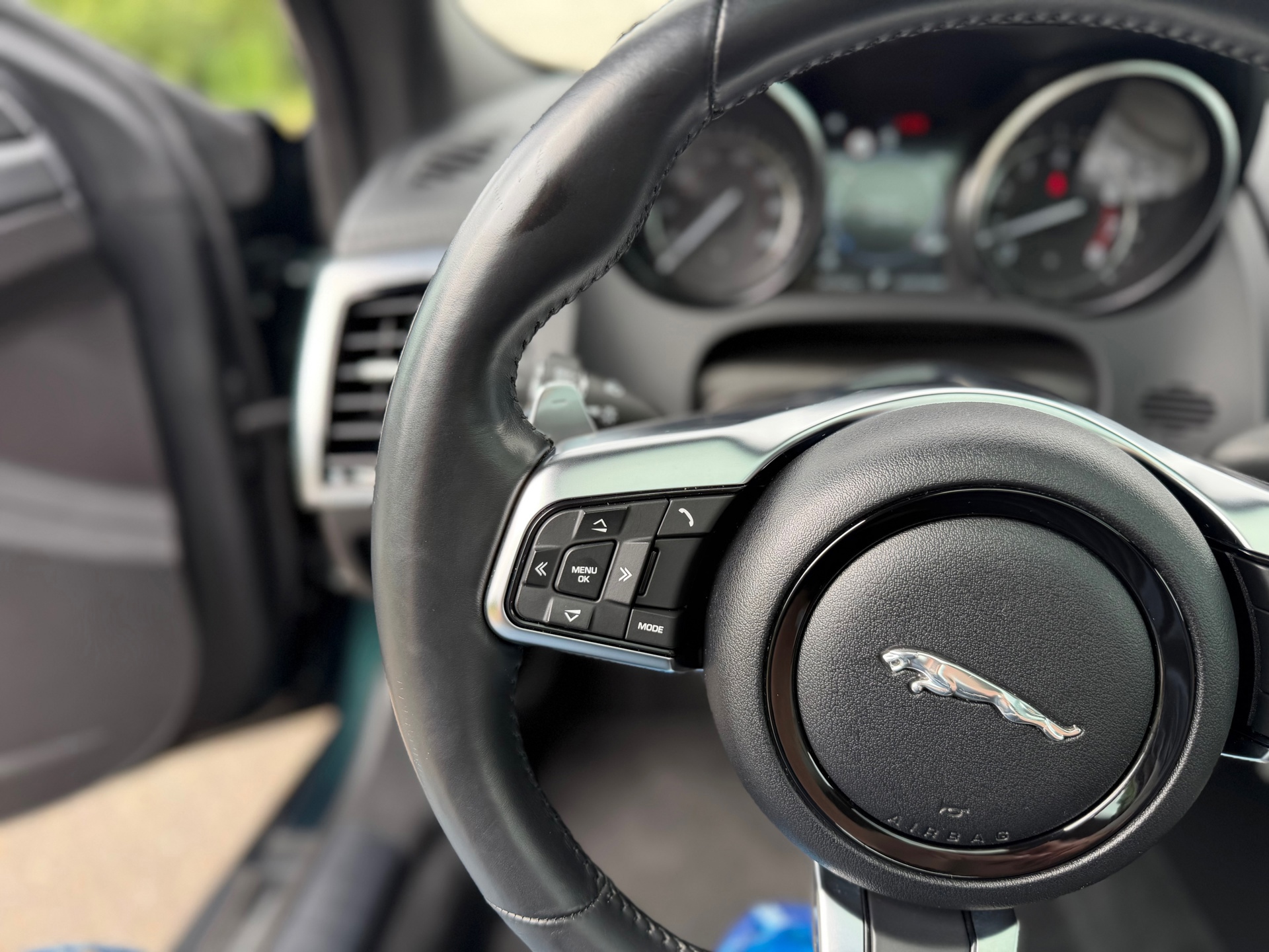 Jaguar F-Type 2.0T R-Dynamic (2018), foto 14