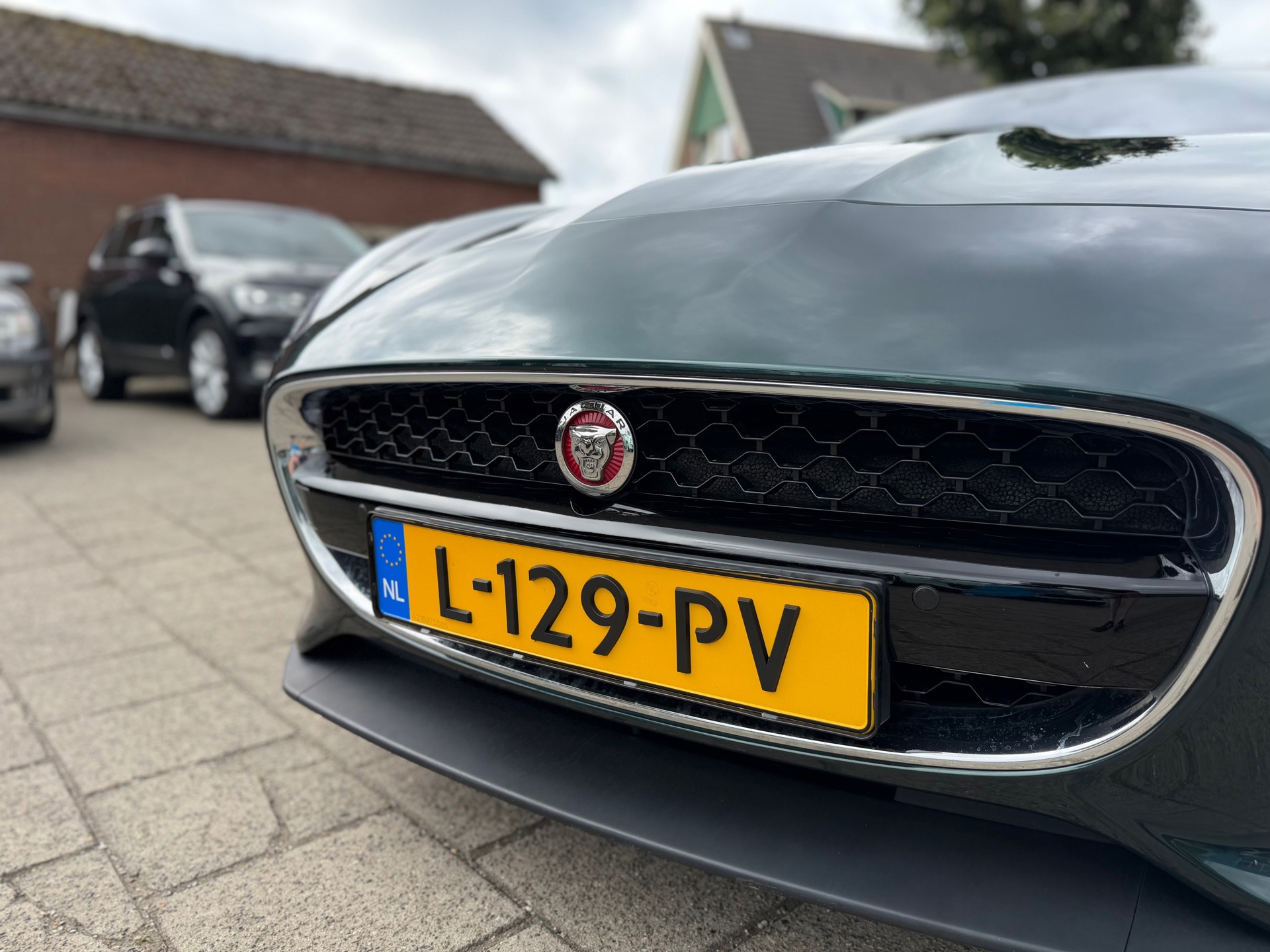 Jaguar F-Type 2.0T R-Dynamic (2018), foto 35