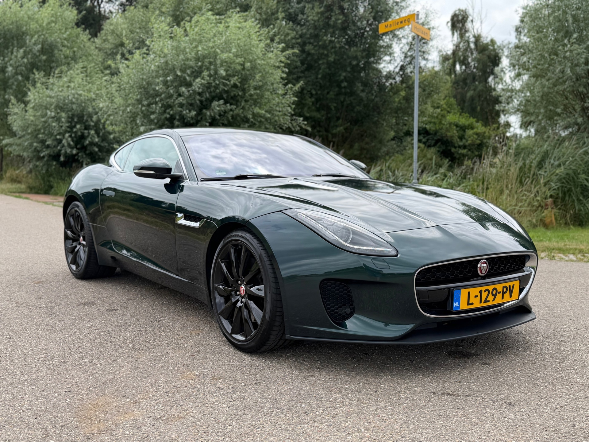 Jaguar F-Type 2.0T R-Dynamic (2018), foto 5