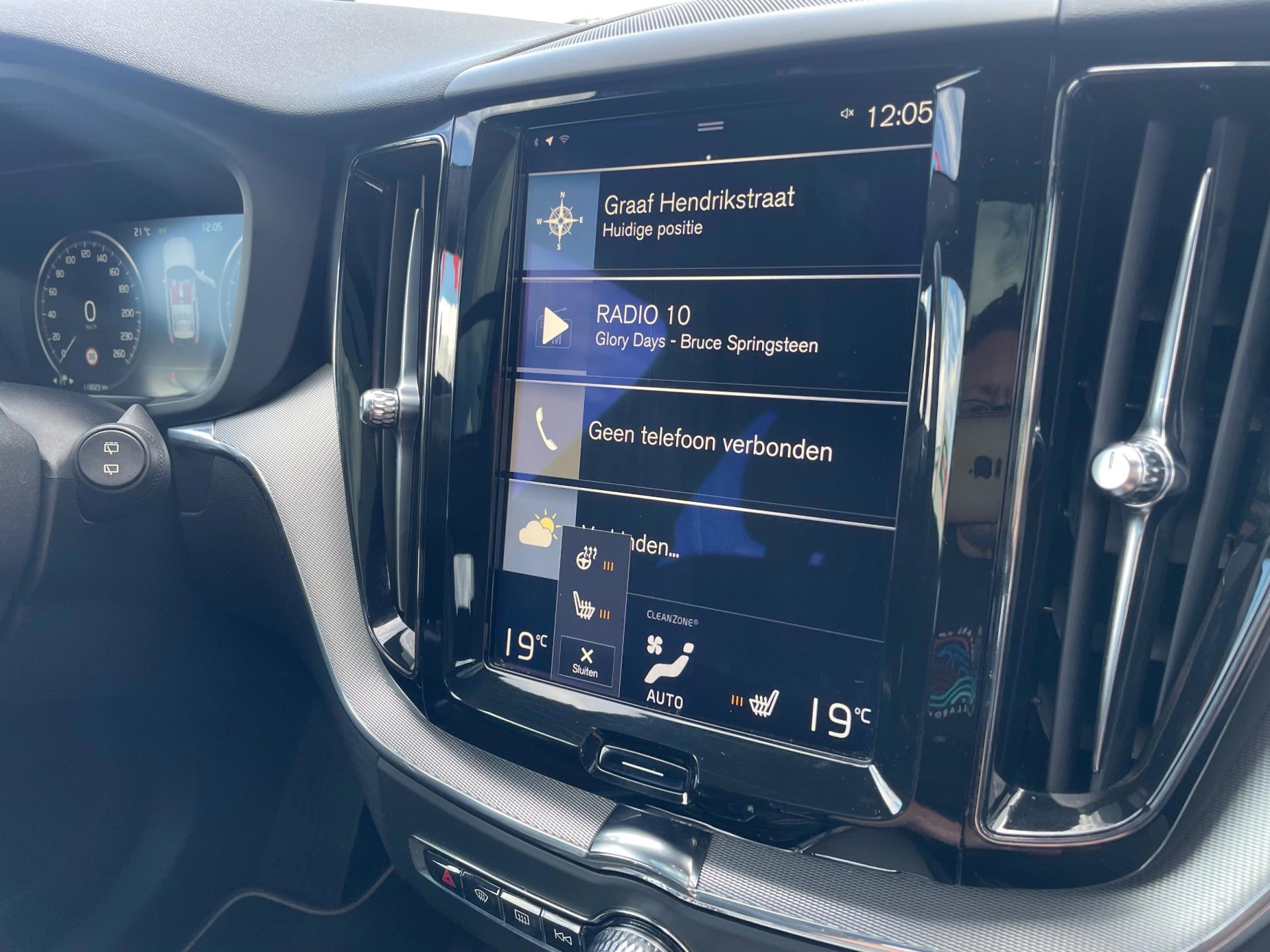 Volvo XC60 2.0 T5 AWD R-Design (2017), foto 20