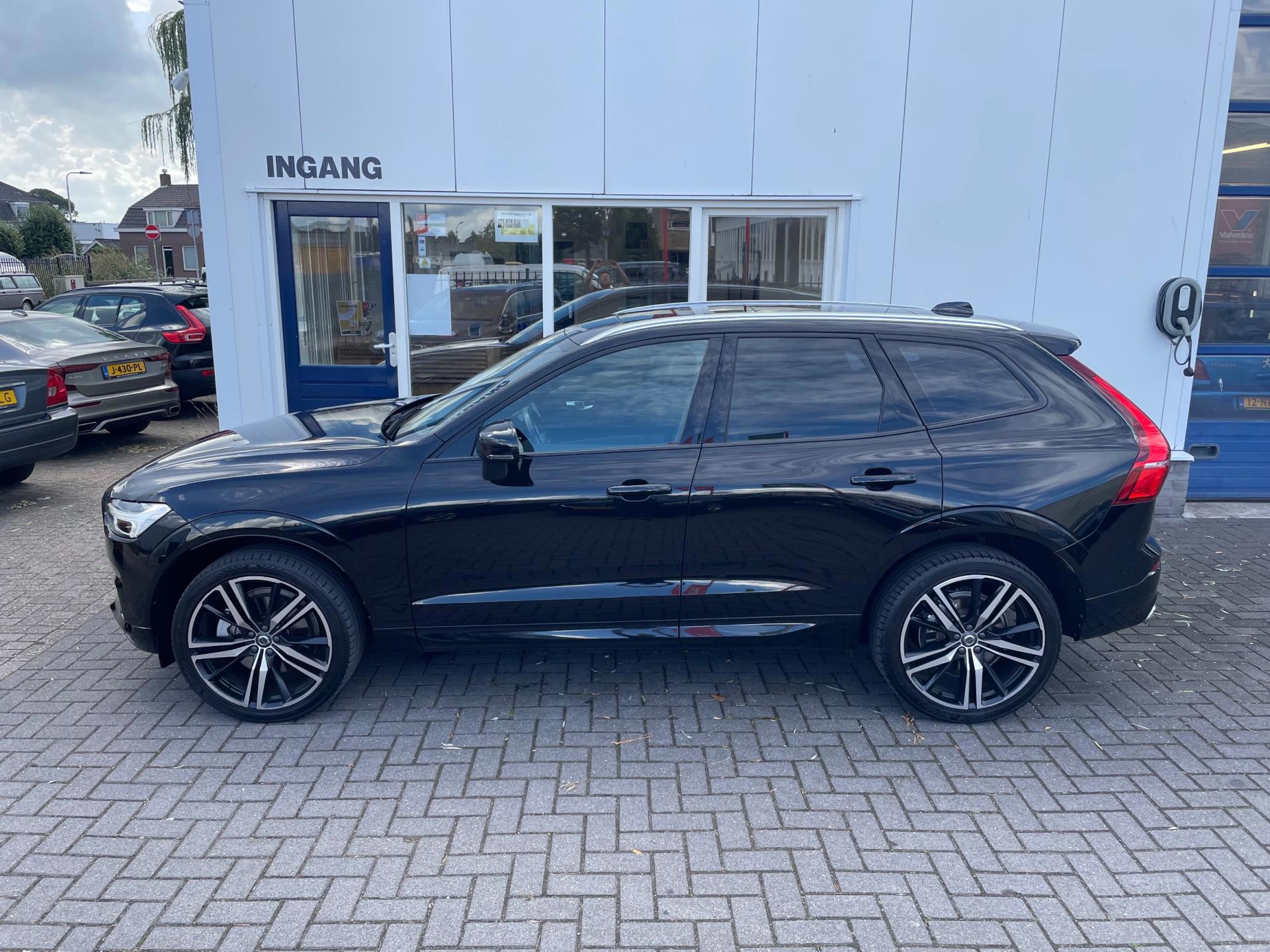 Volvo XC60 2.0 T5 AWD R-Design (2017), foto 6