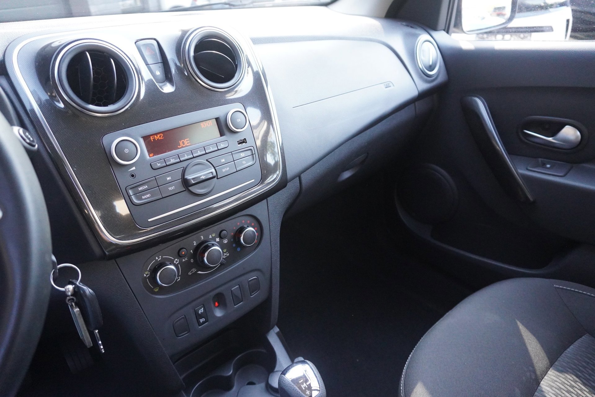 Dacia Sandero 0.9 TCe Aut (2017), foto 19