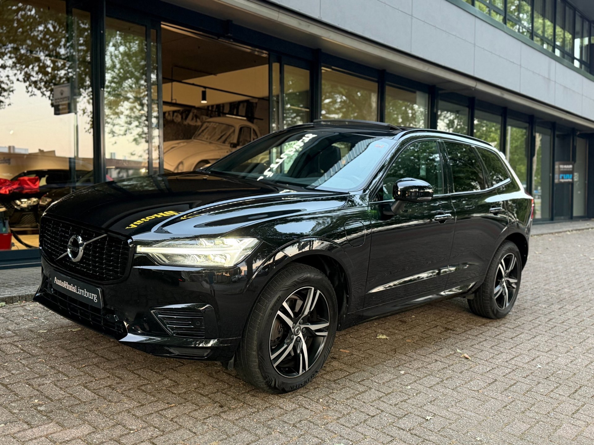 Volvo XC60 2.0 Recharge T6 AWD R-Design (2021), foto 21