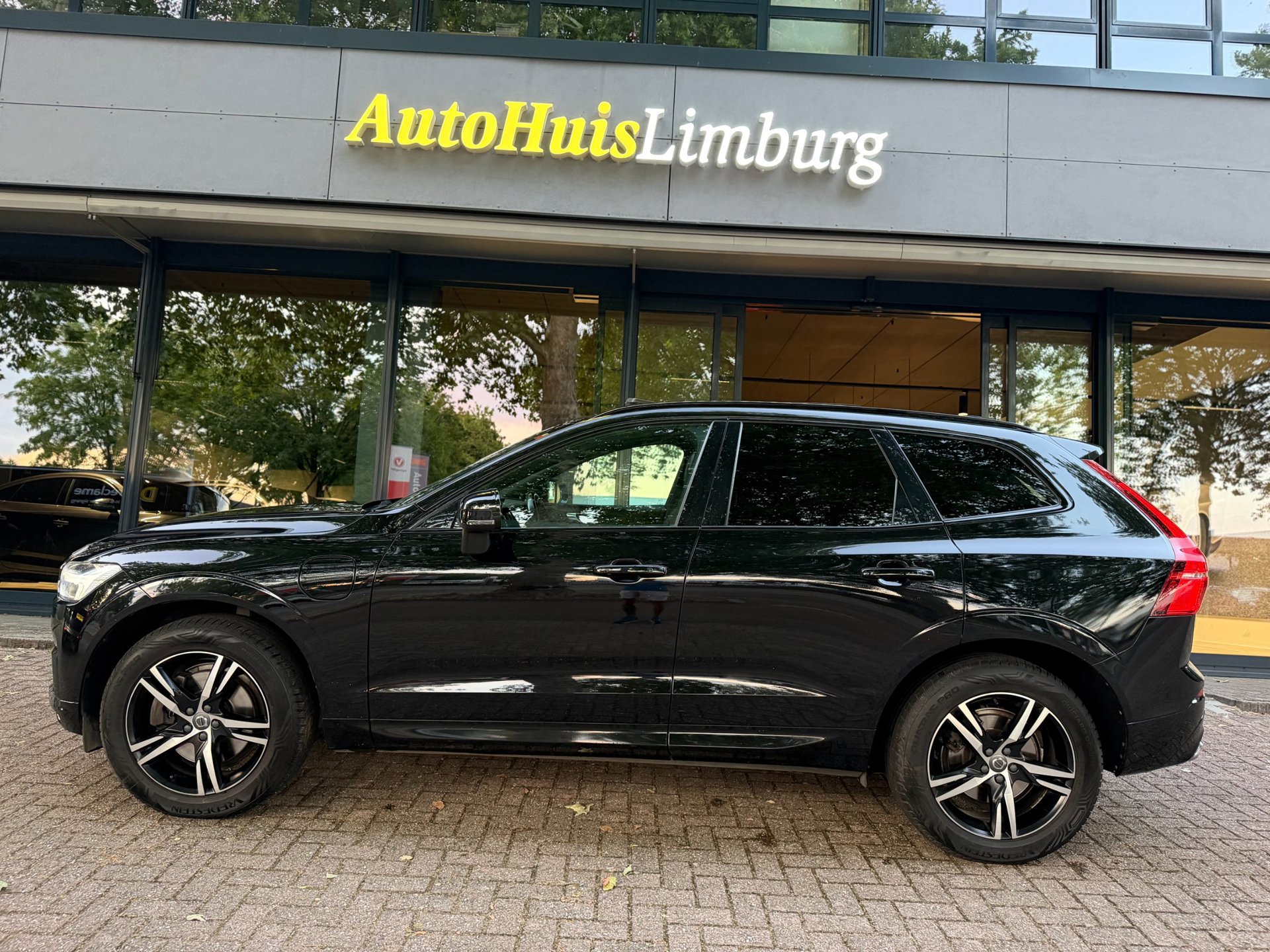 Volvo XC60 2.0 Recharge T6 AWD R-Design (2021), foto 23