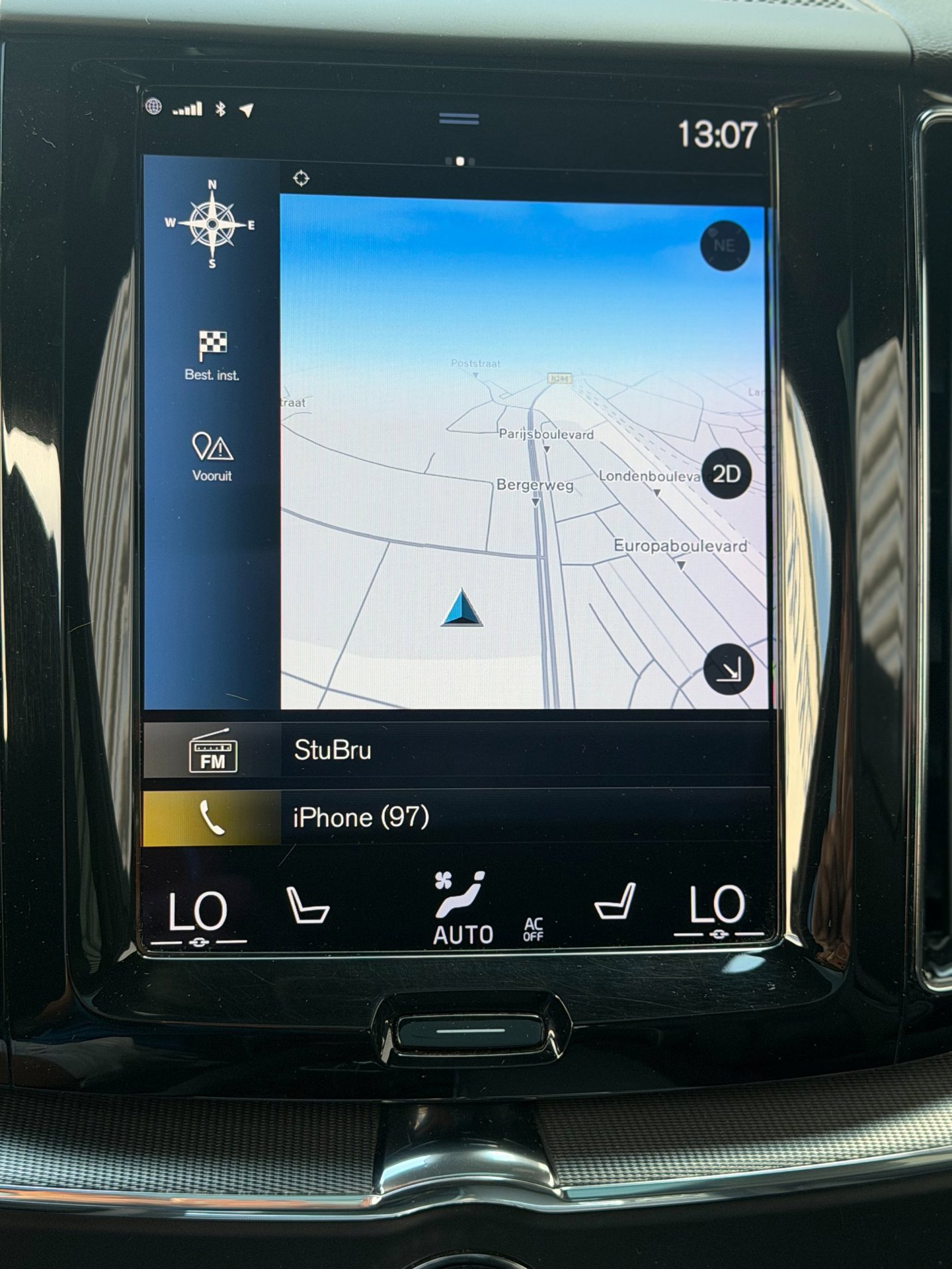 Volvo XC60 2.0 Recharge T6 AWD R-Design (2021), foto 9