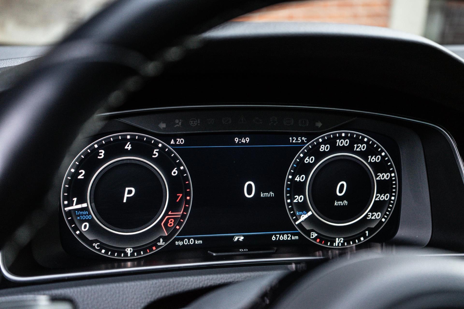 Volkswagen Golf 2.0 TSI 300PK 4Motion R (2019), foto 21