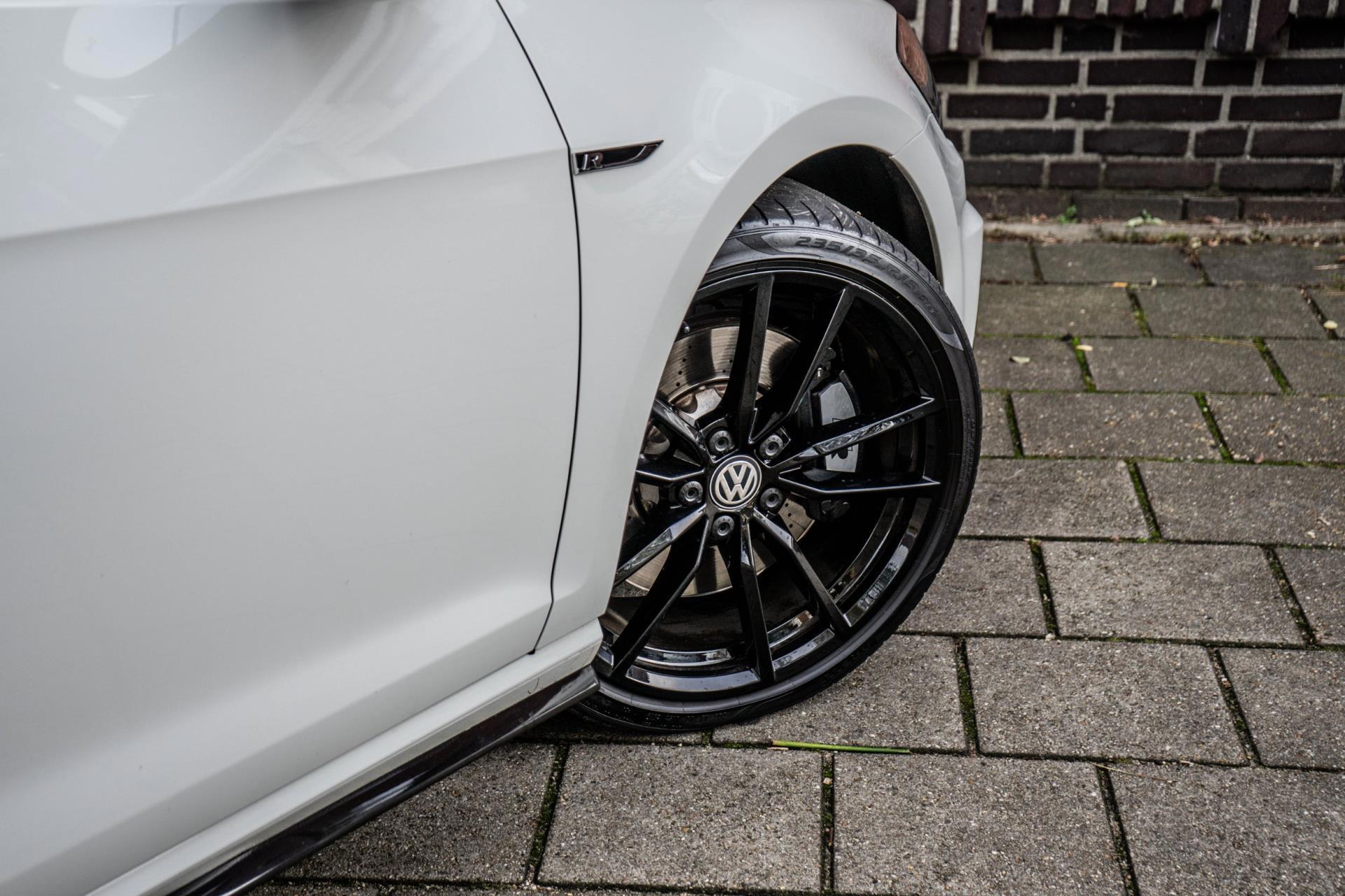 Volkswagen Golf 2.0 TSI 300PK 4Motion R (2019), foto 9