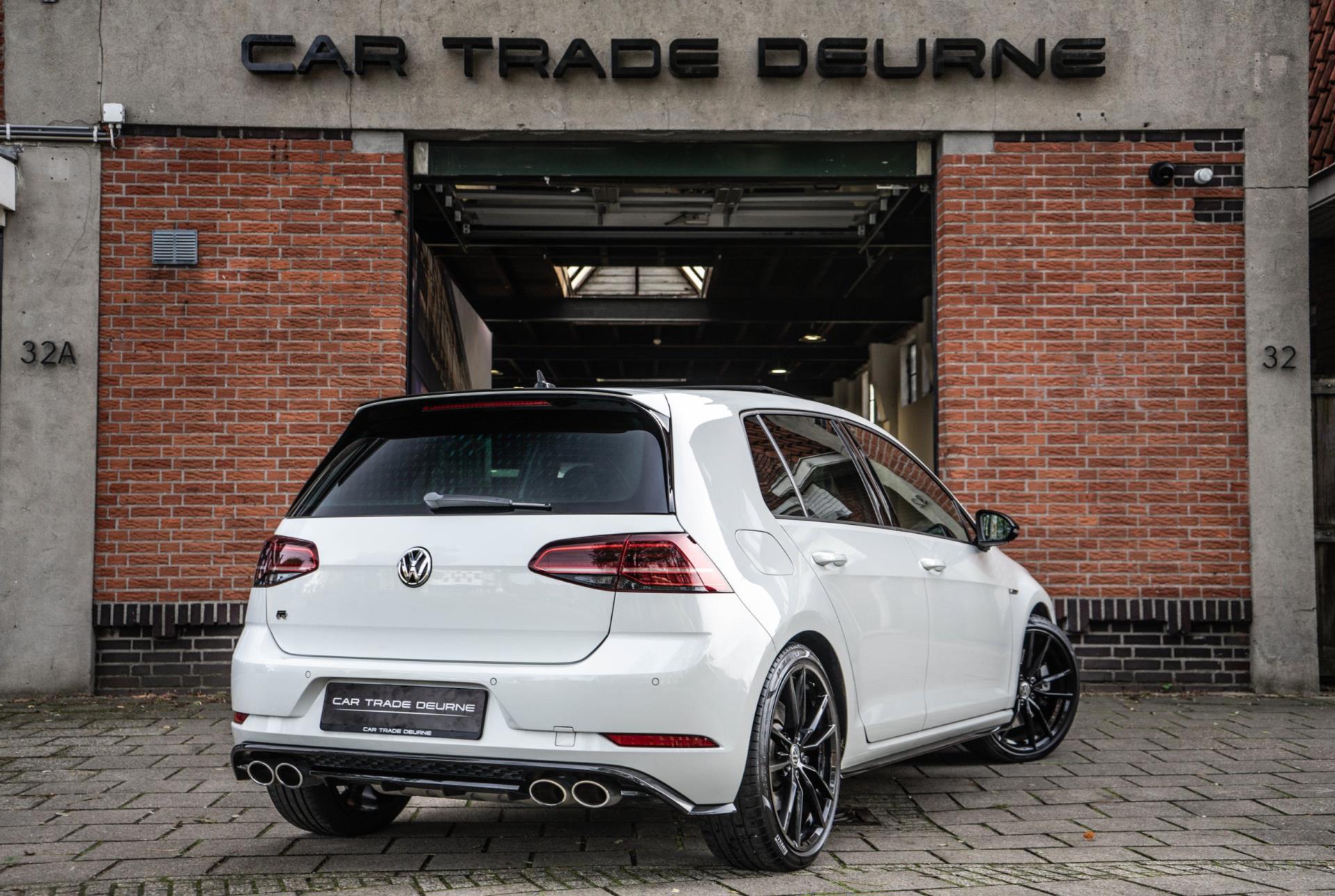Volkswagen Golf 2.0 TSI 300PK 4Motion R (2019), foto 10