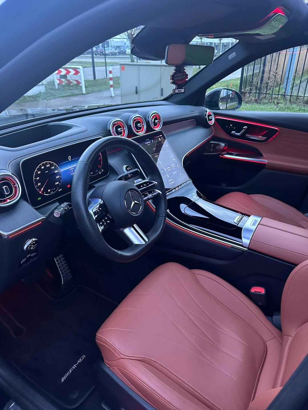 Mercedes-Benz GLC-klasse 220d 4MATIC AMG Line (2023), foto 13