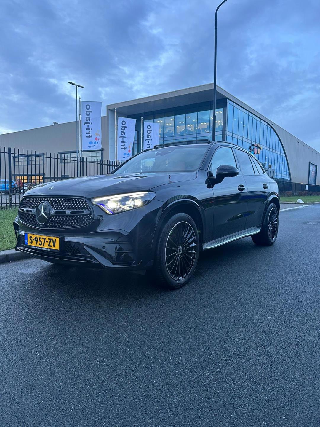 Mercedes-Benz GLC-klasse 220d 4MATIC AMG Line (2023), foto 3