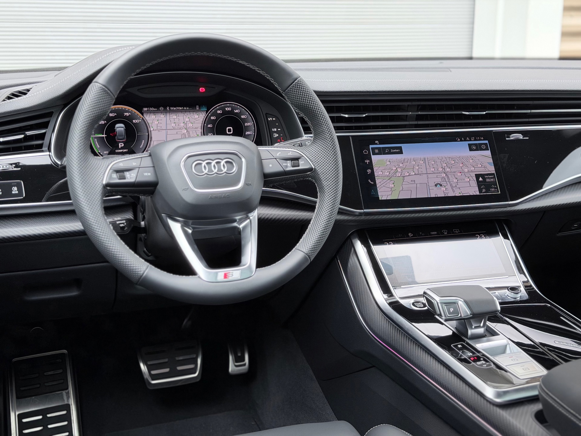 Audi Q8 60 TFSI e quattro Pro Line S Competition (2026), foto 13