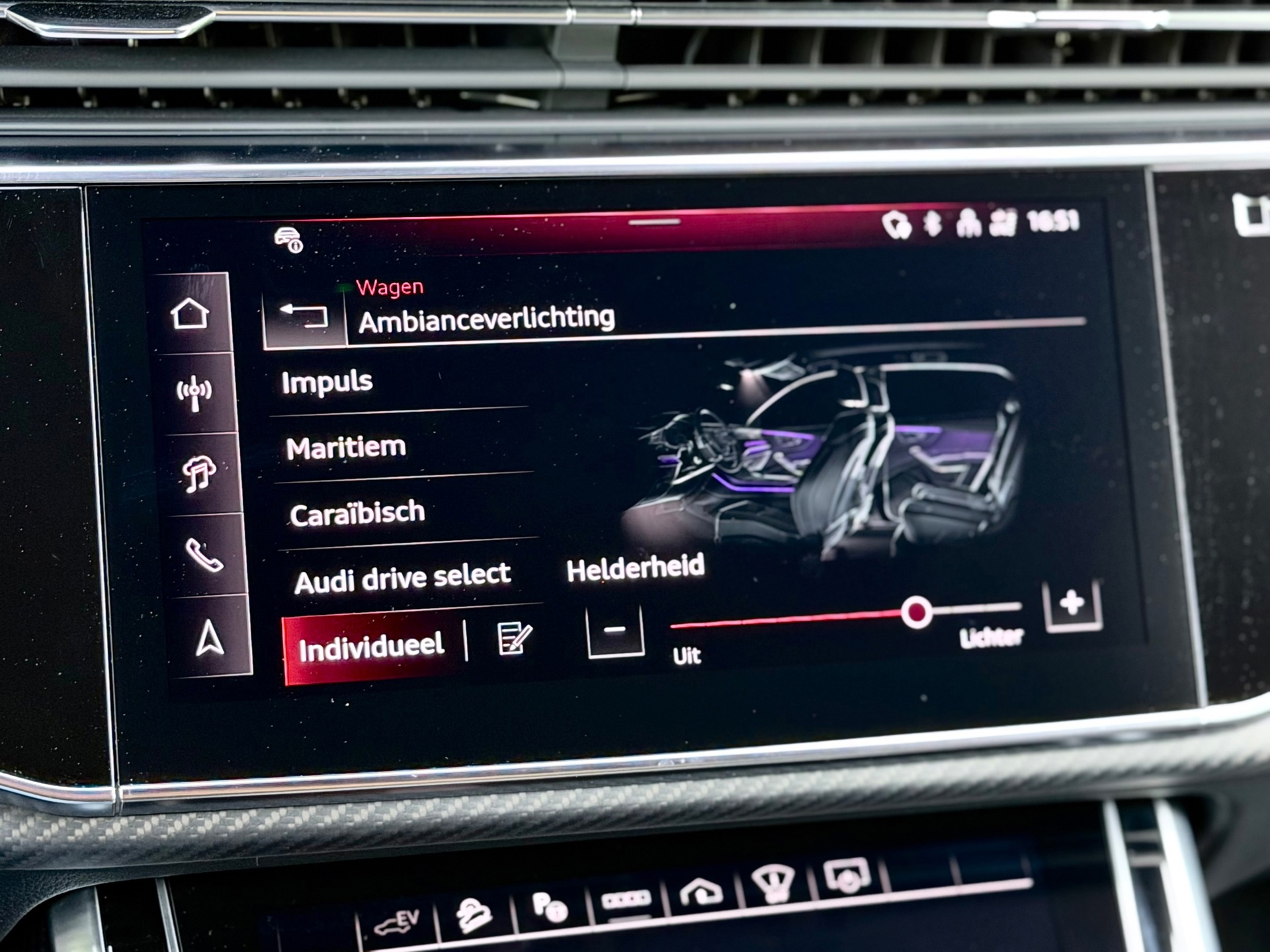 Audi Q8 60 TFSI e quattro Pro Line S Competition (2026), foto 26