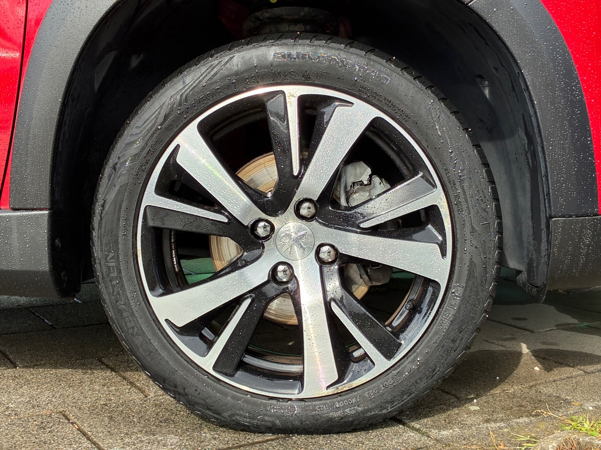 Peugeot 2008 1.2 PureTech GT-line (2018), foto 11