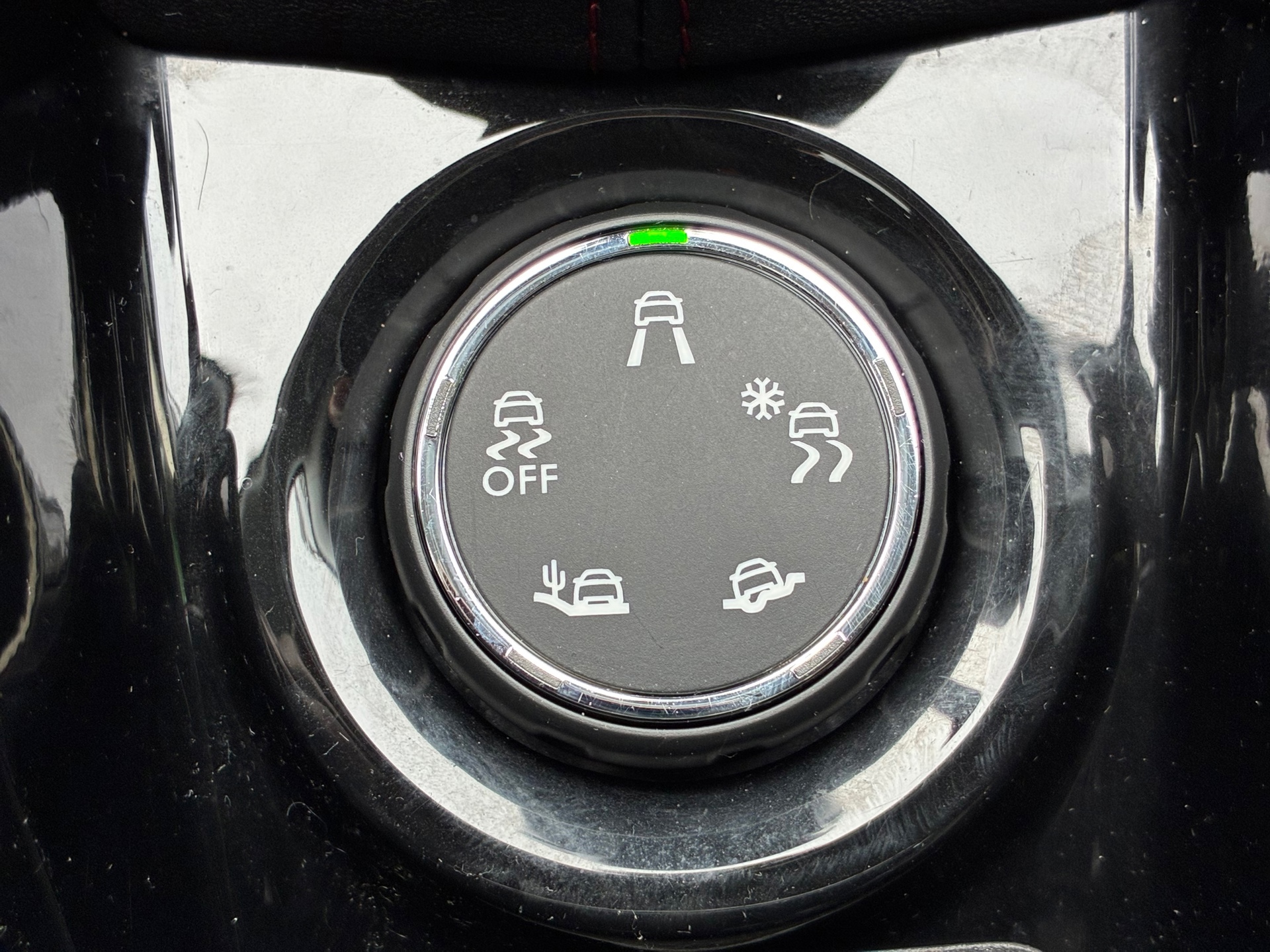 Peugeot 2008 1.2 PureTech GT-line (2018), foto 25