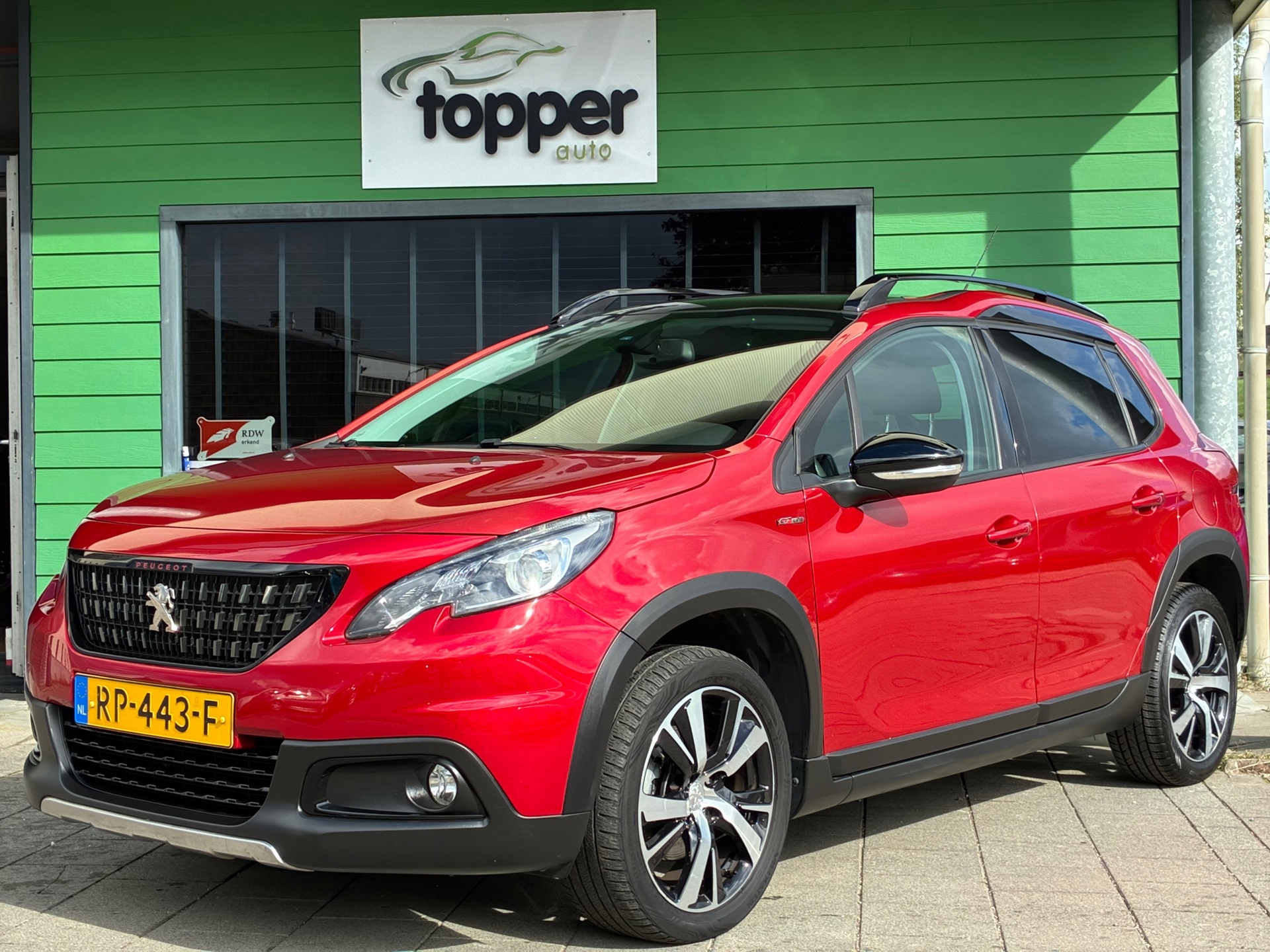 Peugeot 2008 1.2 PureTech GT-line (2018), foto 5