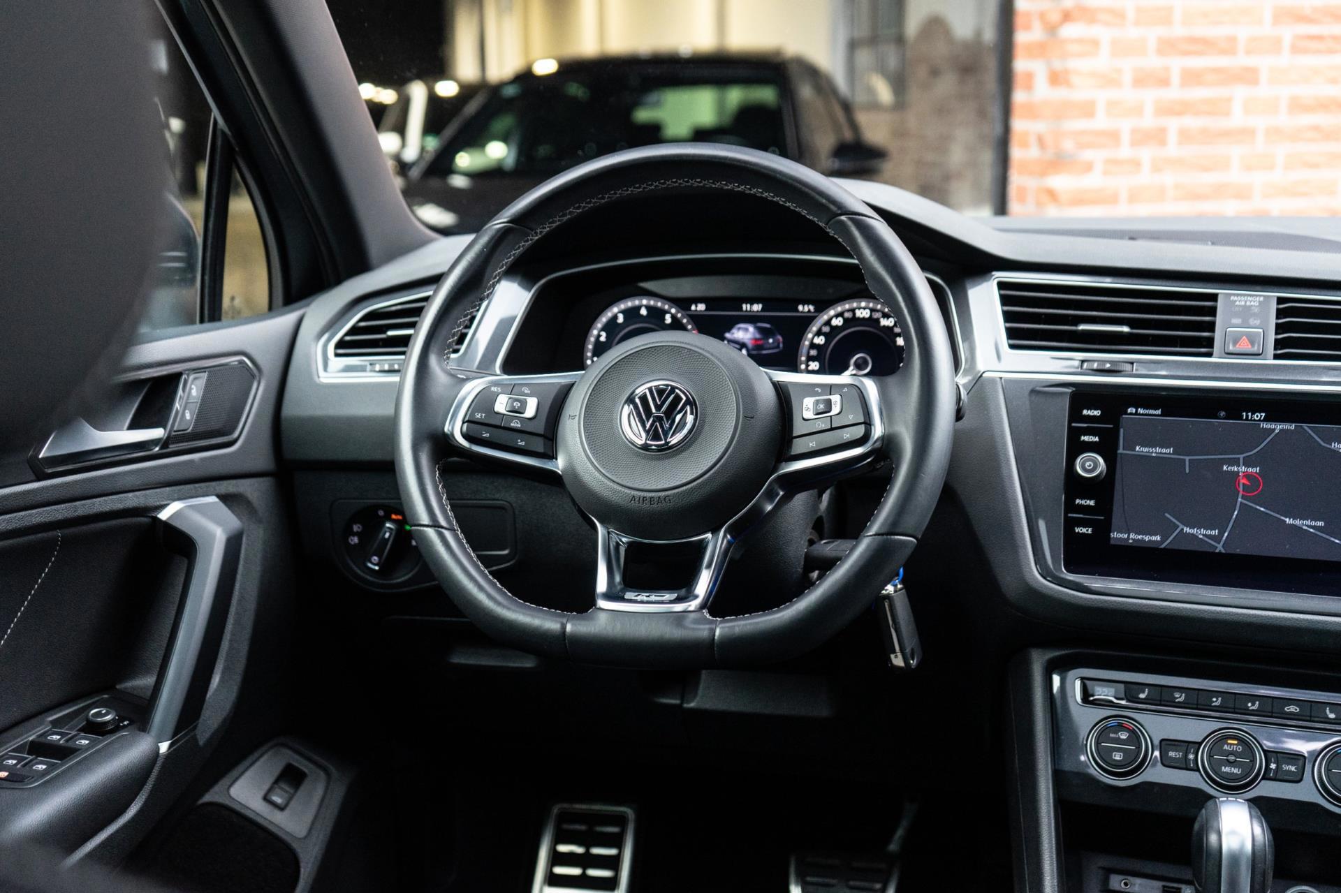 Volkswagen Tiguan 2.0 TSI 4Motion R-Line (2017), foto 15