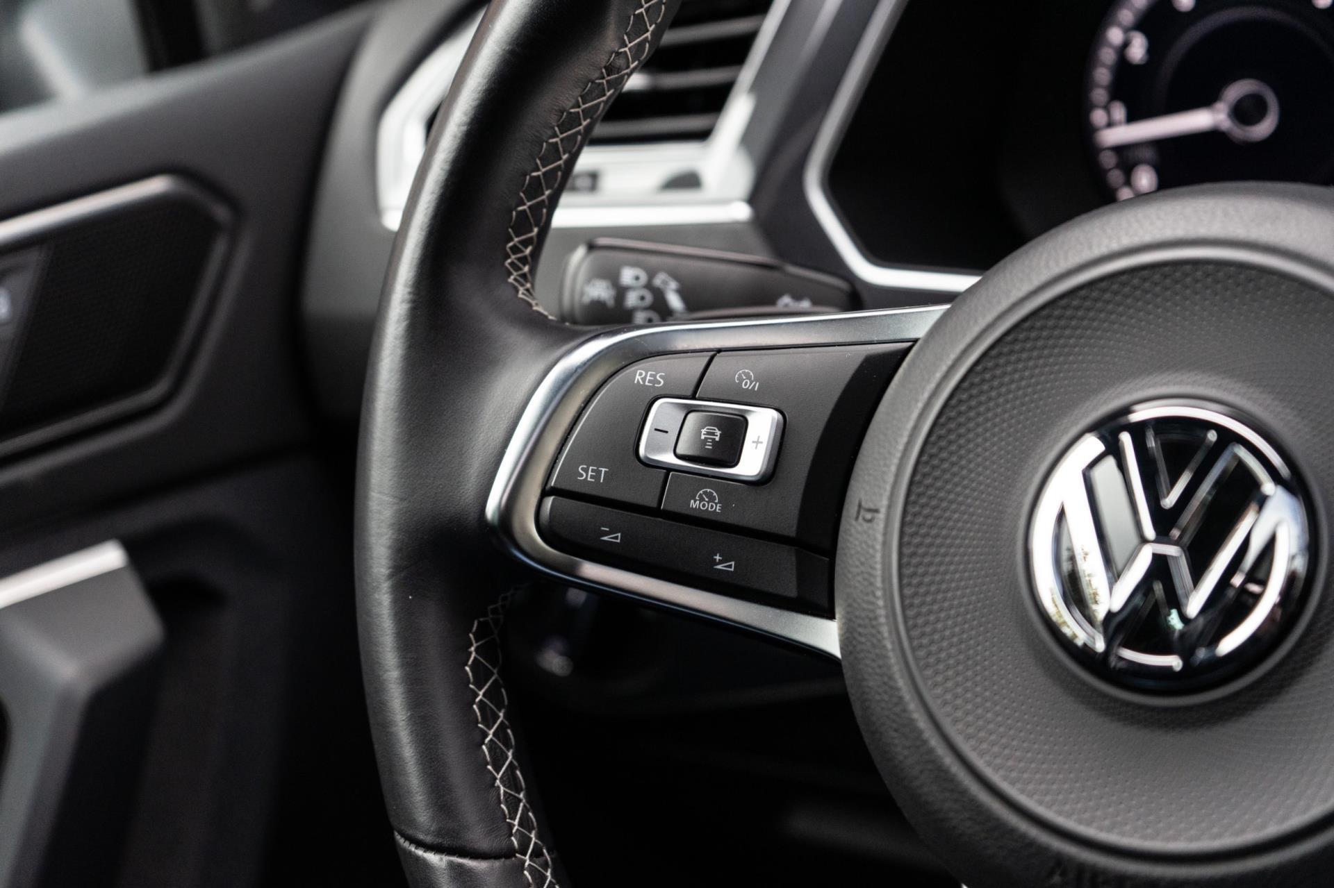 Volkswagen Tiguan 2.0 TSI 4Motion R-Line (2017), foto 28