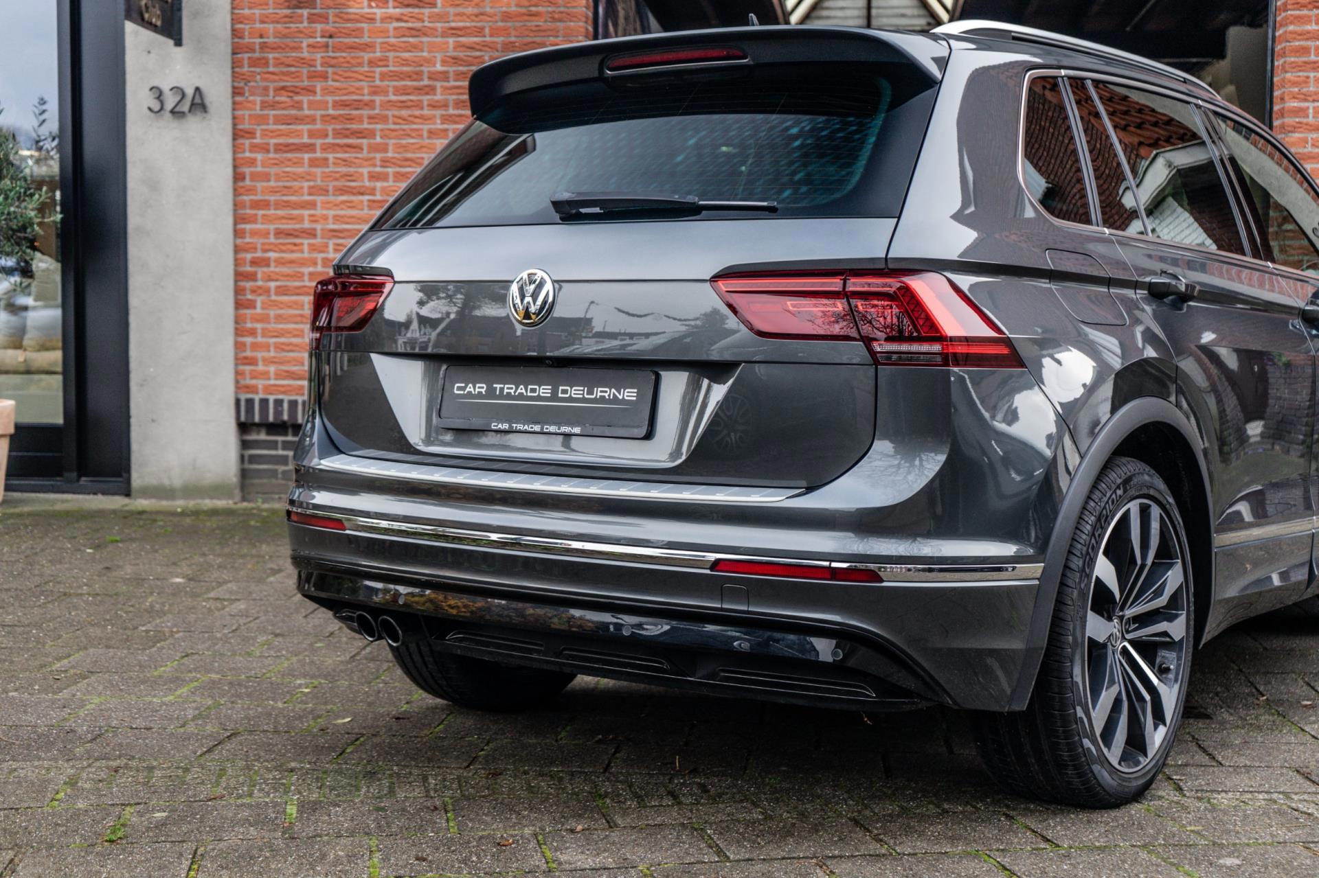 Volkswagen Tiguan 2.0 TSI 4Motion R-Line (2017), foto 9
