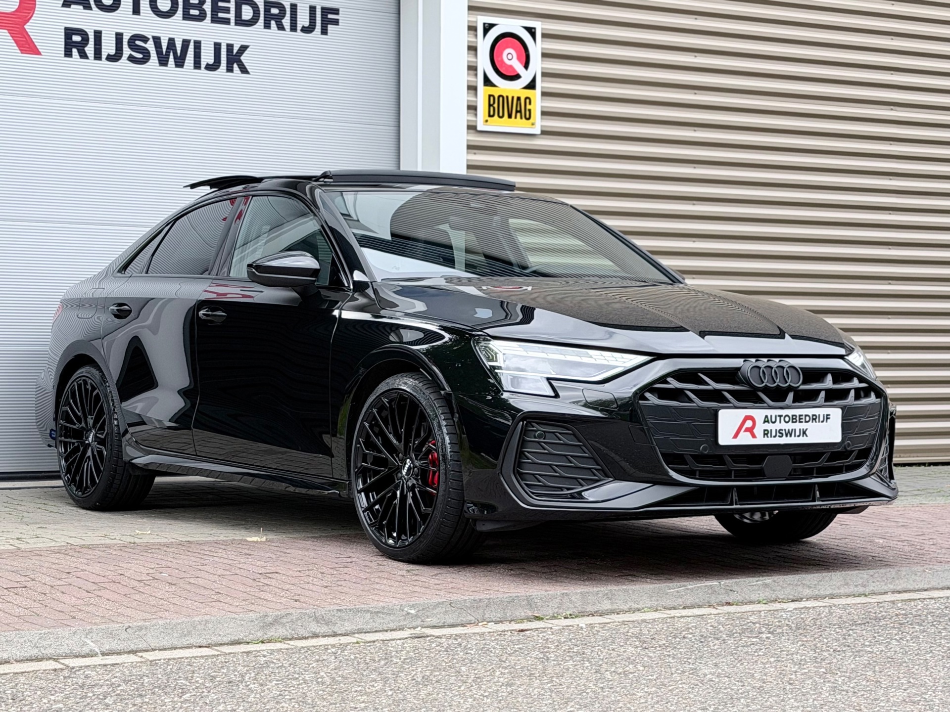 Audi A3 Limousine 35 TFSI S-Line (2024), foto 8