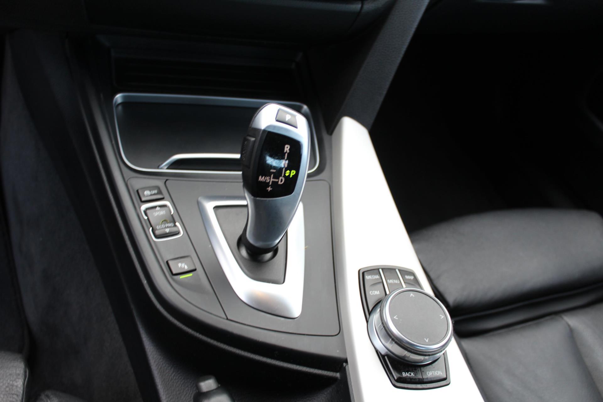 BMW 4-Serie 418i High Executive (2018), foto 13