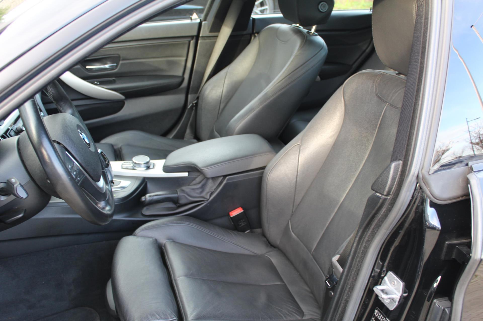 BMW 4-Serie 418i High Executive (2018), foto 14