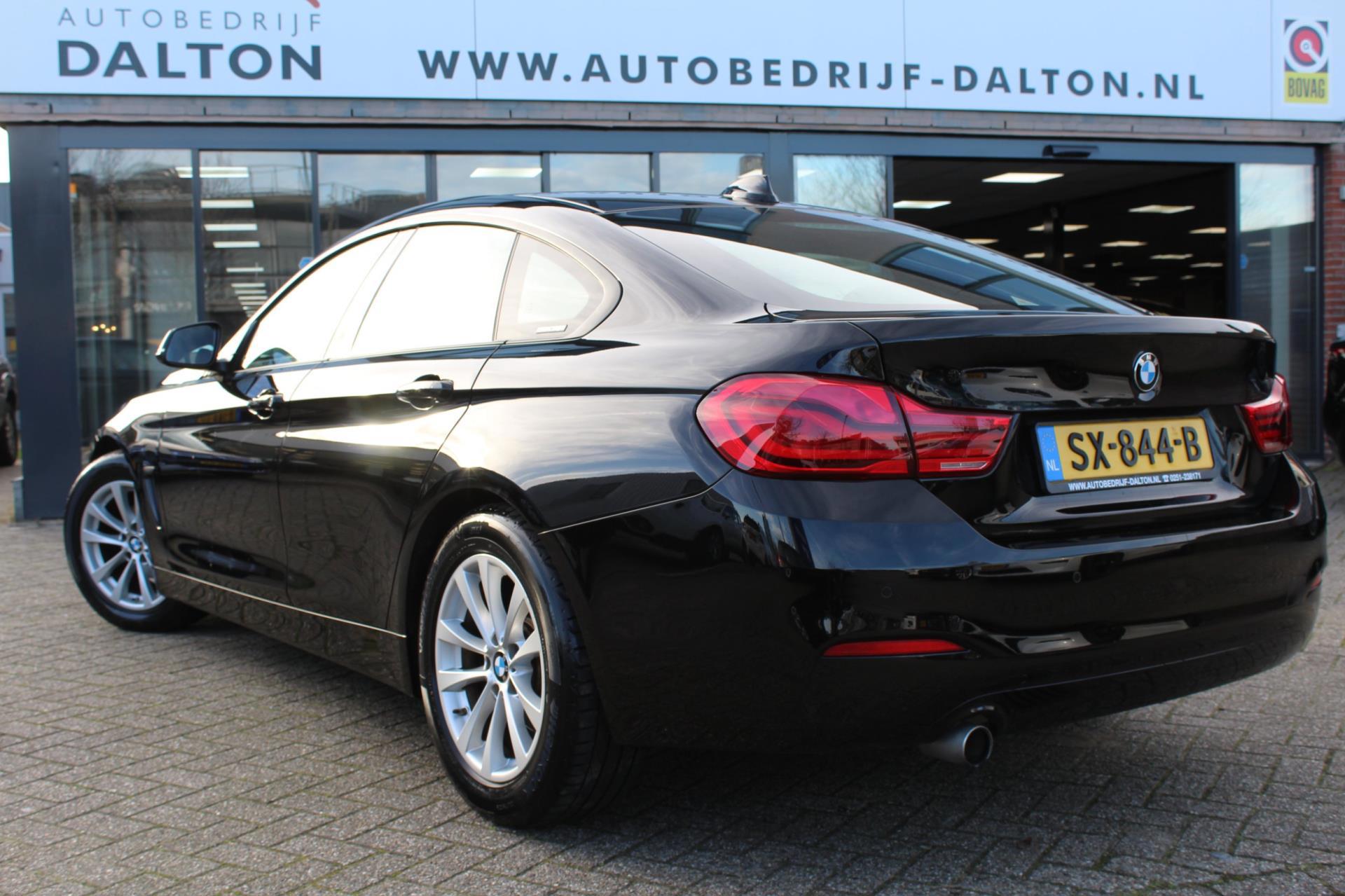 BMW 4-Serie 418i High Executive (2018), foto 4