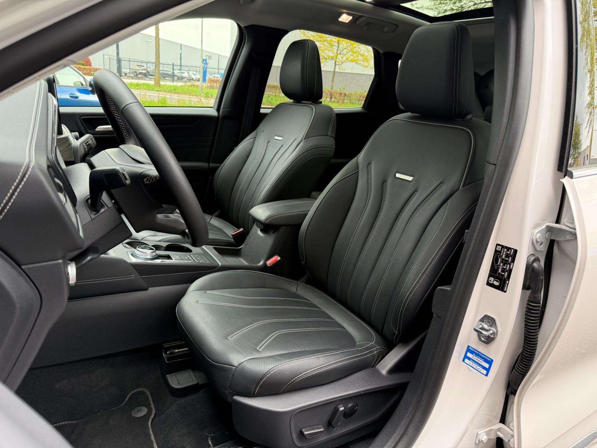 Ford Kuga 2.5 FHEV 190pk Vignale (2023), foto 11
