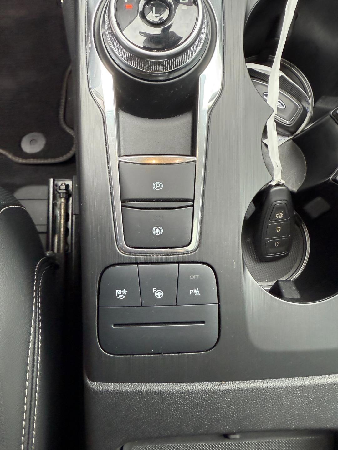 Ford Kuga 2.5 FHEV 190pk Vignale (2023), foto 24