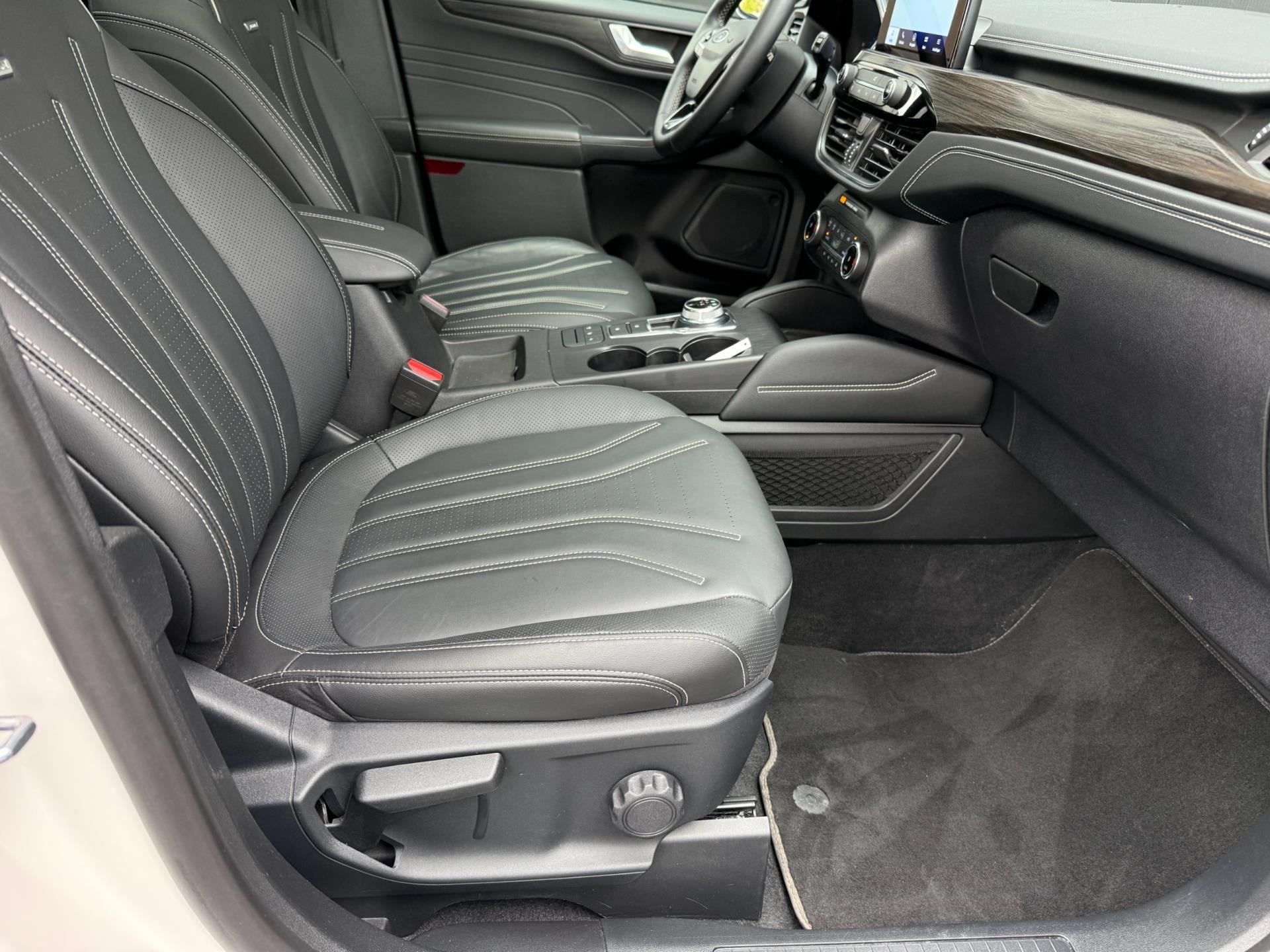 Ford Kuga 2.5 FHEV 190pk Vignale (2023), foto 29