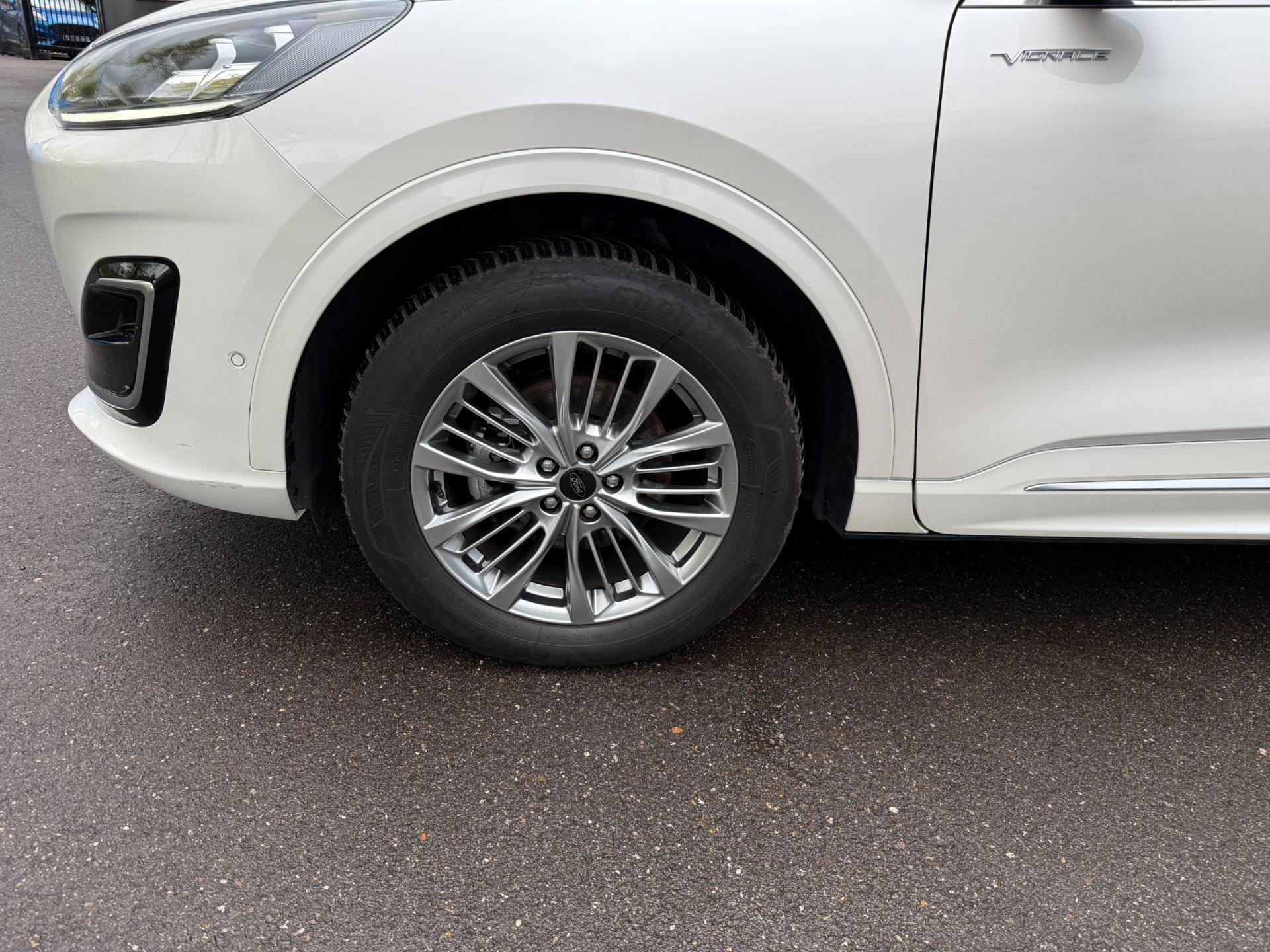 Ford Kuga 2.5 FHEV 190pk Vignale (2023), foto 39