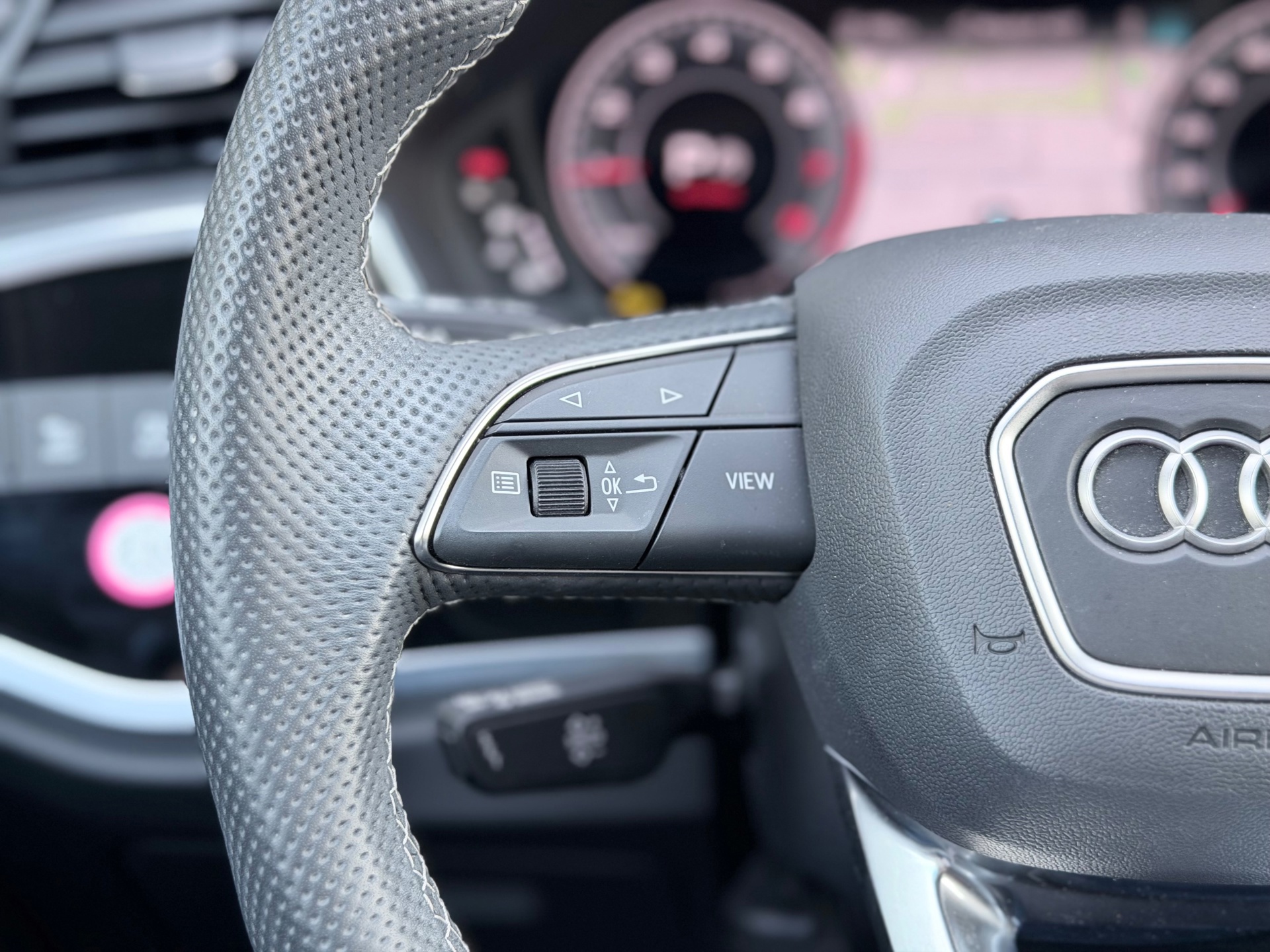 Audi Q3 Sportback 35 TFSI S Edition Competition (2024), foto 17
