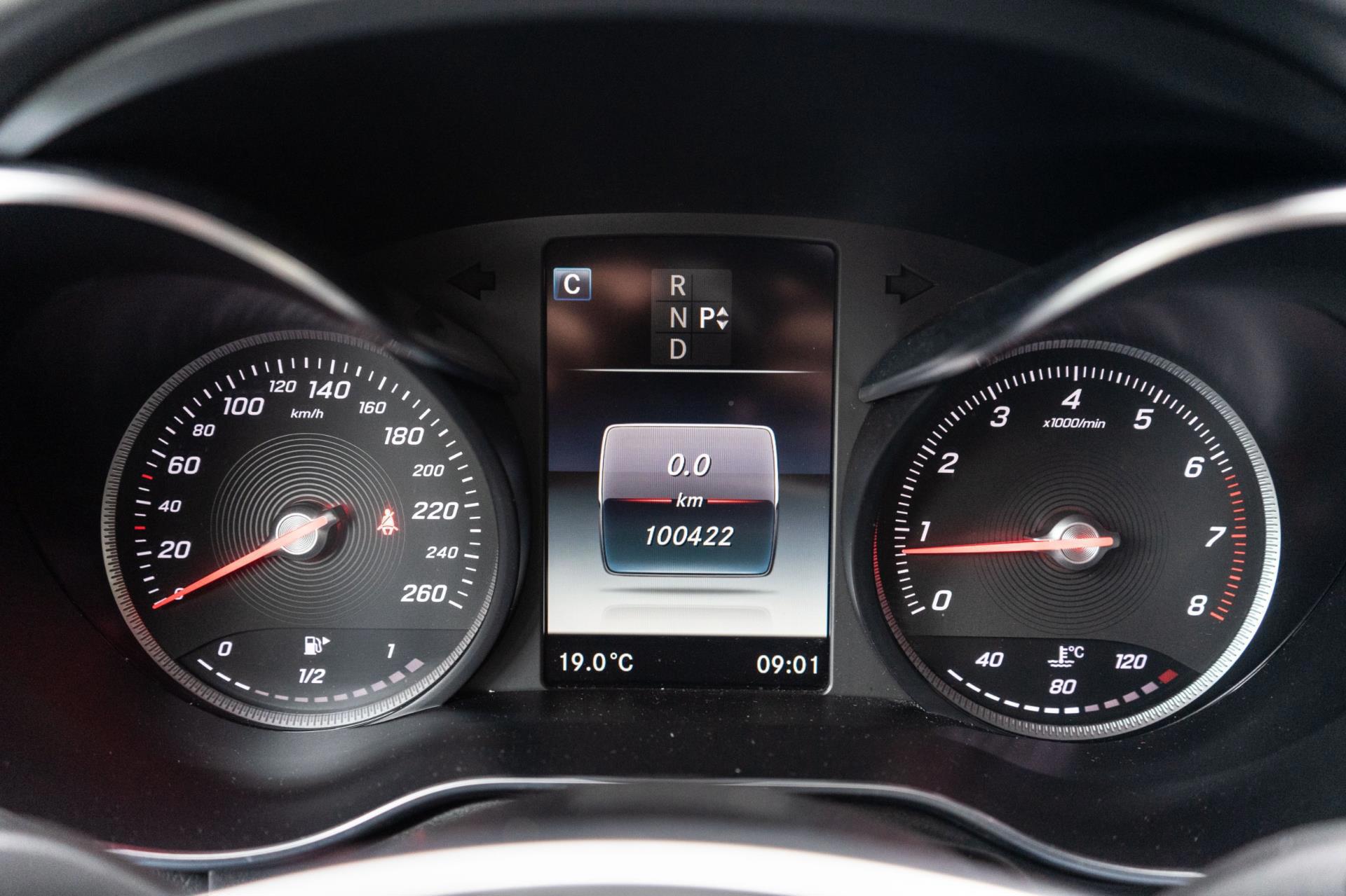 Mercedes-Benz GLC-klasse 250 4MATIC AMG NIGHT (2018), foto 29