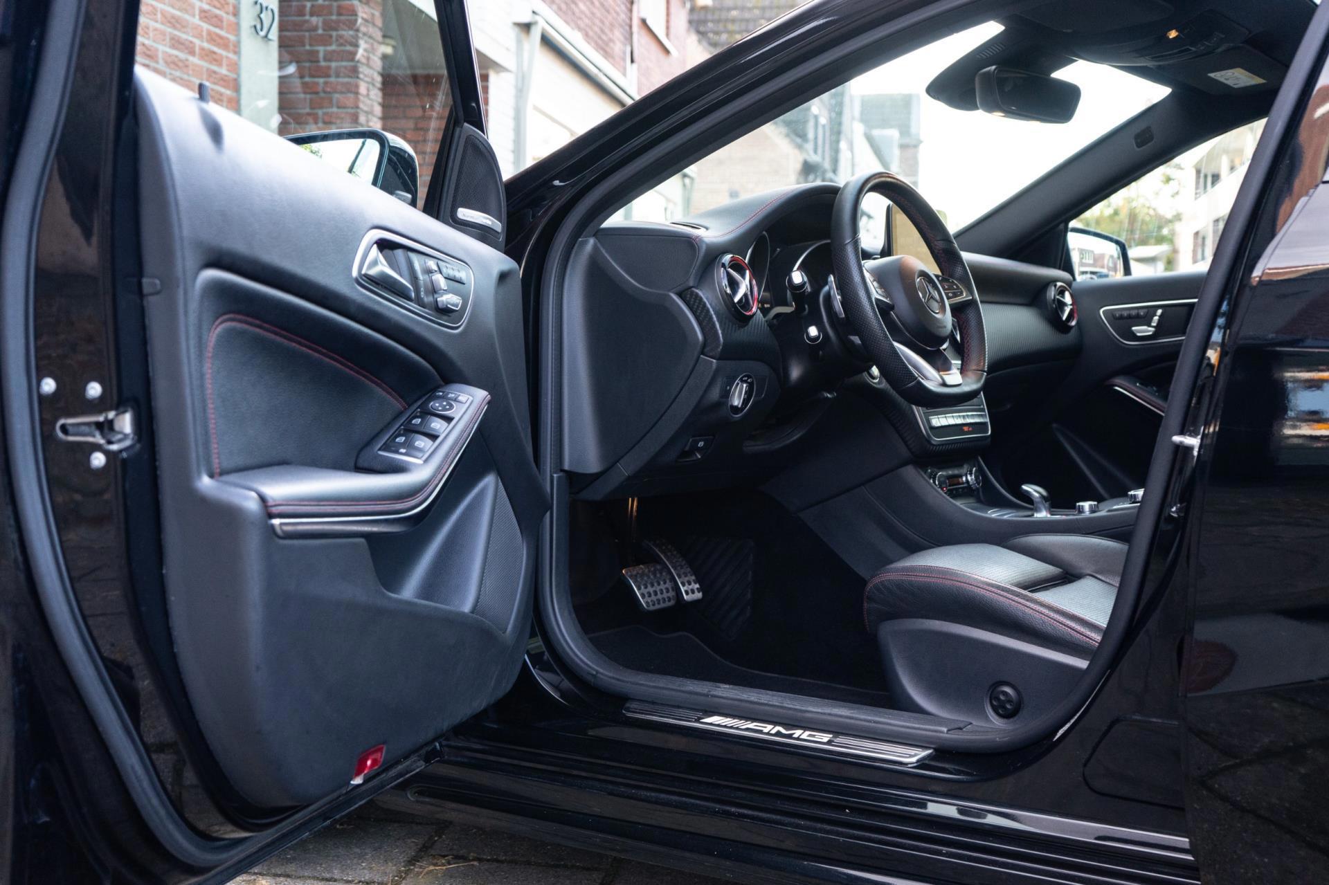 Mercedes-Benz A-klasse AMG 45 4MATIC (2016), foto 13