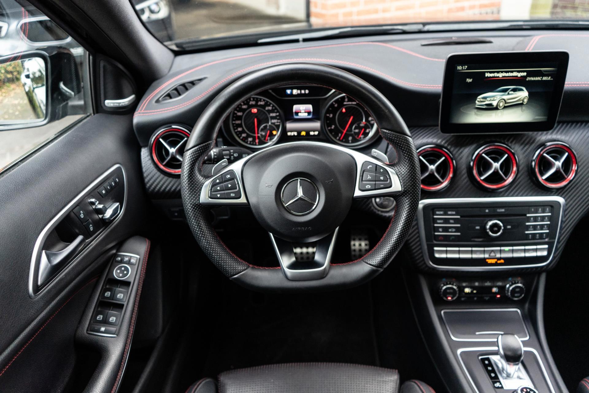 Mercedes-Benz A-klasse AMG 45 4MATIC (2016), foto 15