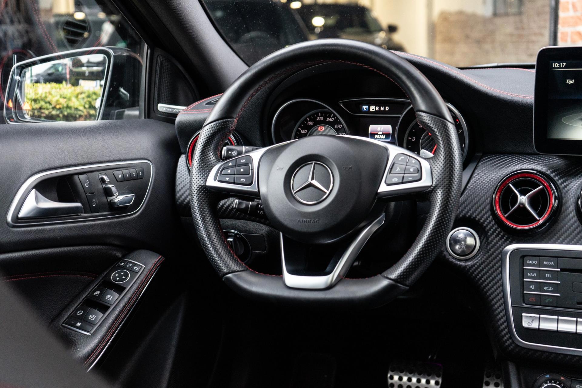 Mercedes-Benz A-klasse AMG 45 4MATIC (2016), foto 16