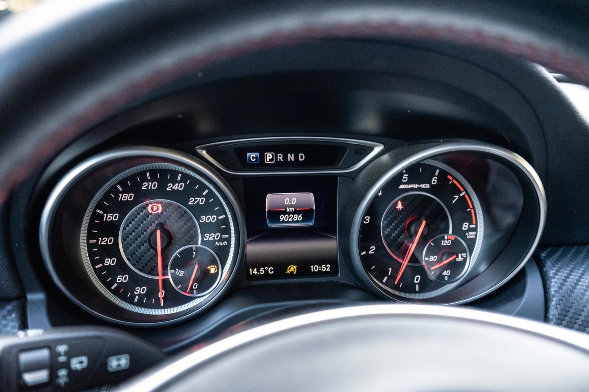 Mercedes-Benz A-klasse AMG 45 4MATIC (2016), foto 21