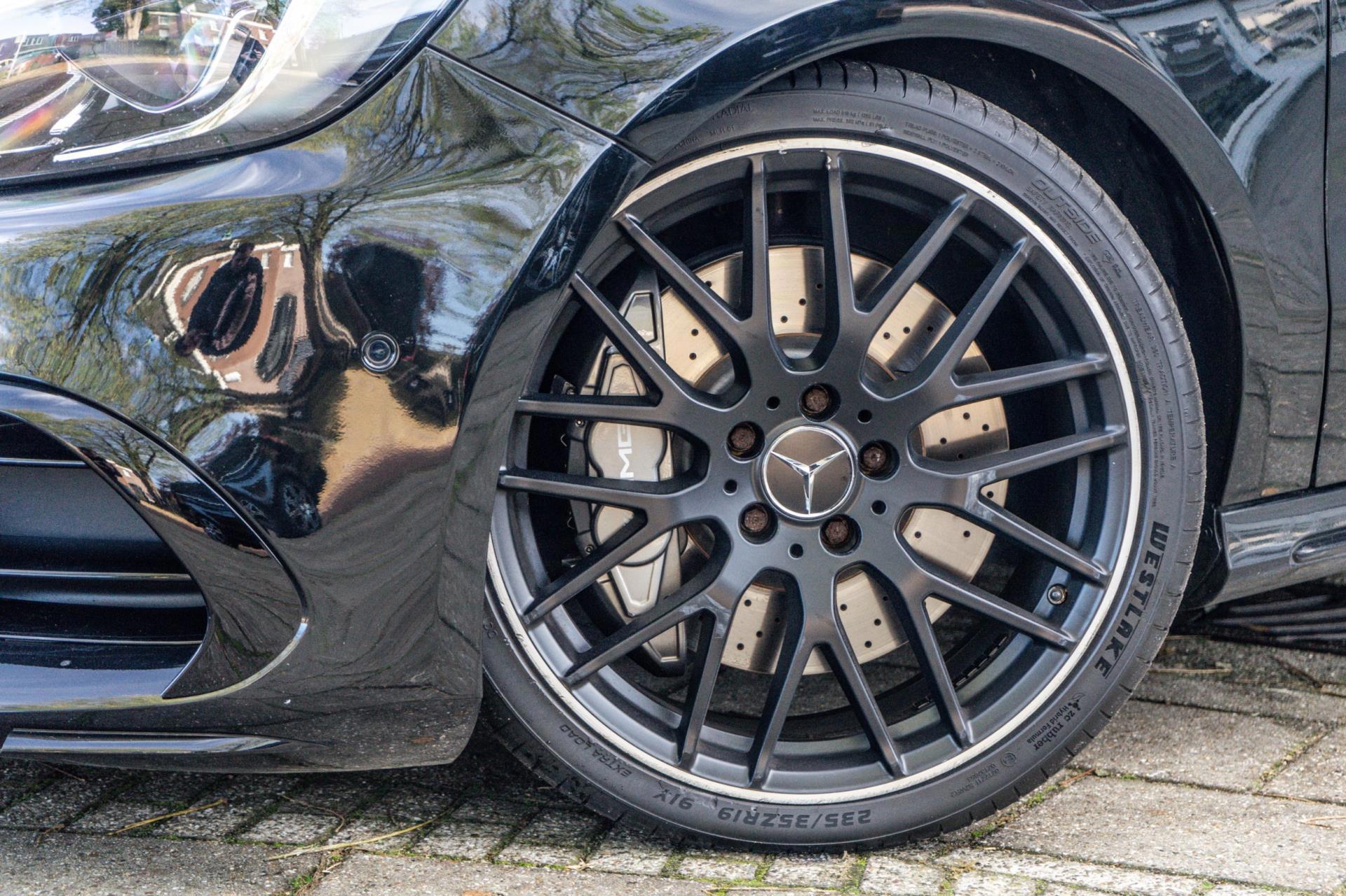 Mercedes-Benz A-klasse AMG 45 4MATIC (2016), foto 5