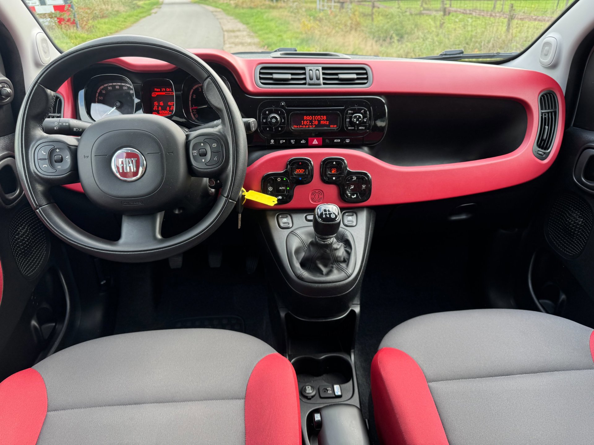 Fiat Panda 1.2 Lounge (2016), foto 12
