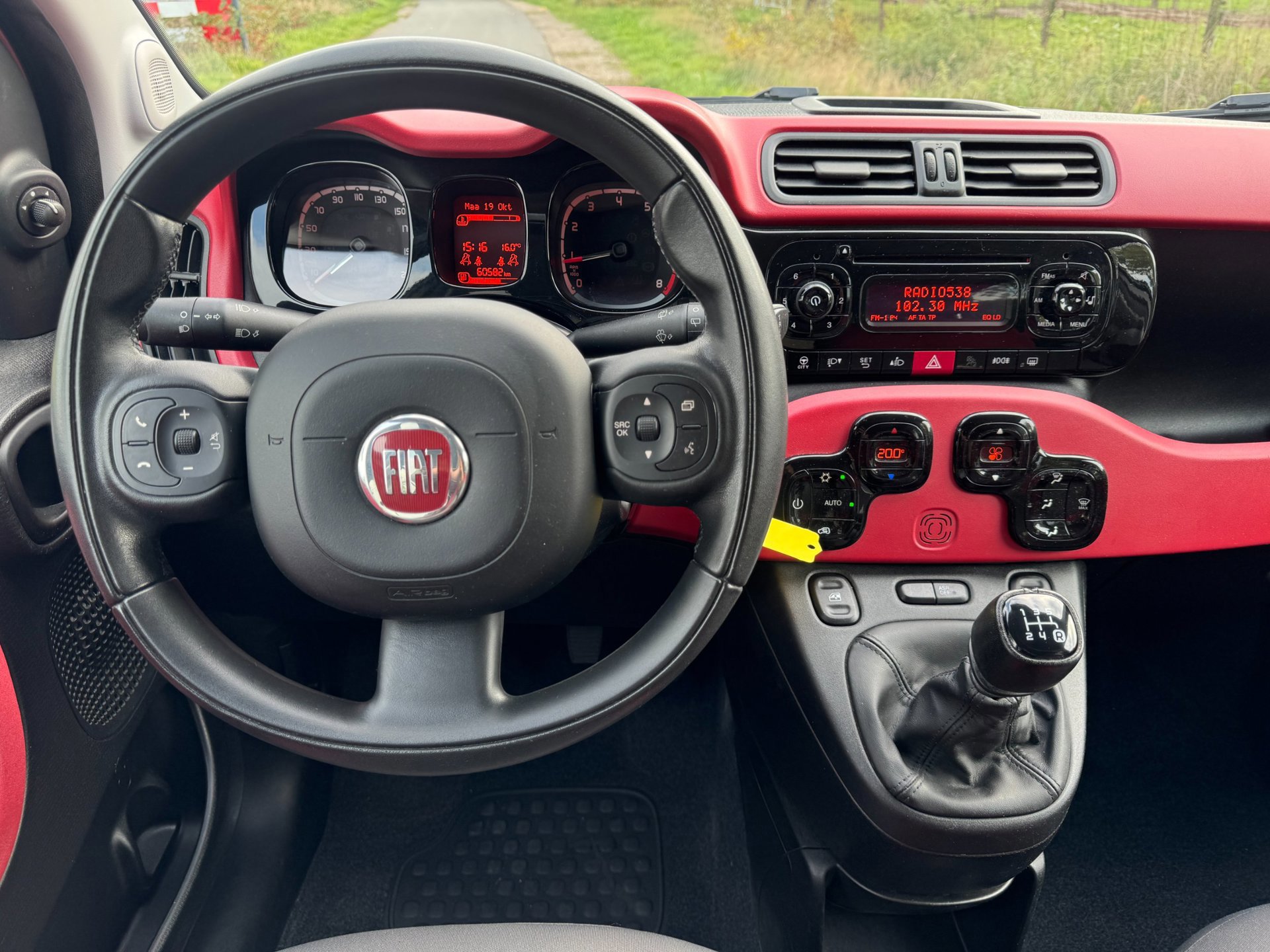 Fiat Panda 1.2 Lounge (2016), foto 13
