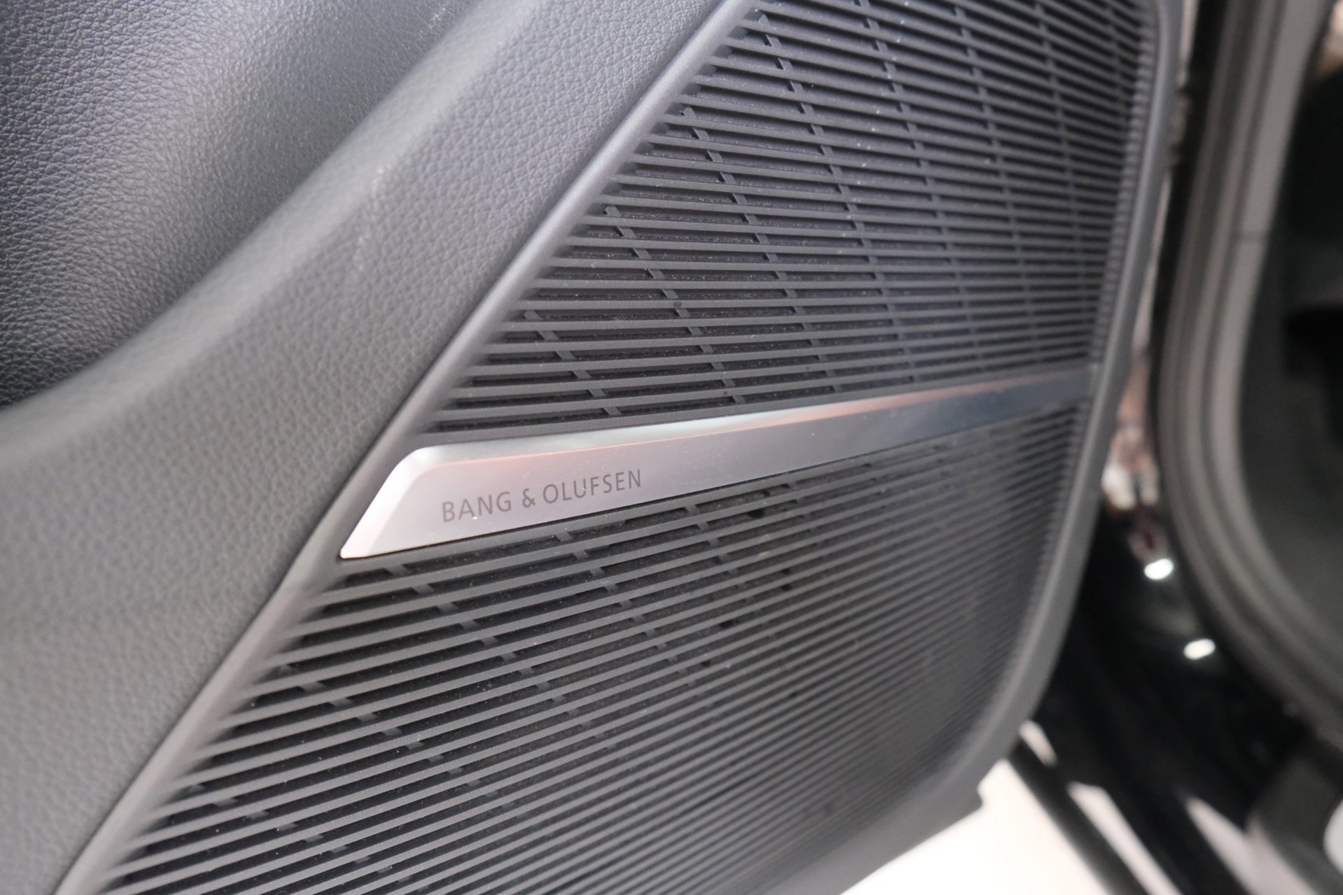 Audi Q7 55 TFSI e quattro Pro Line (2021), foto 12