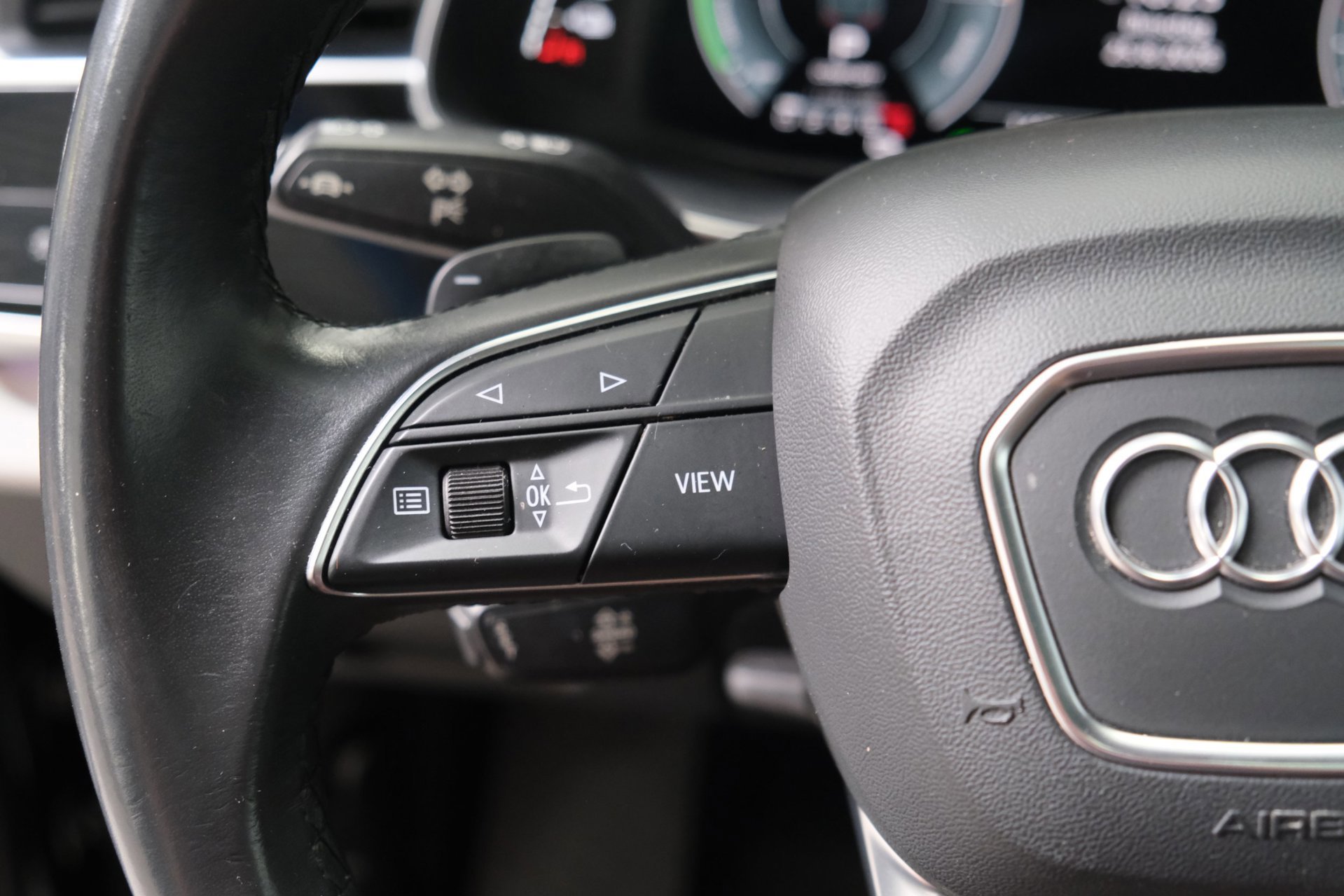Audi Q7 55 TFSI e quattro Pro Line (2021), foto 44
