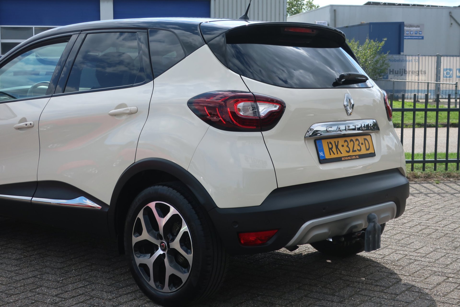 Renault Captur 0.9 TCe Intens 2e (2017), foto 11