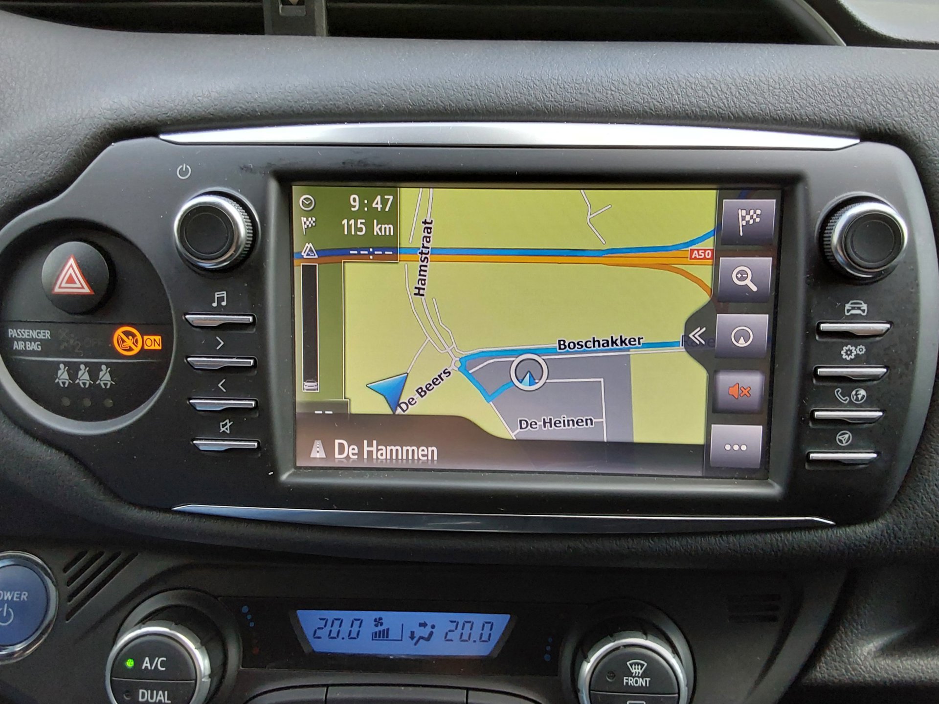 Toyota Yaris 1.5 Hybrid Premium (2018), foto 12